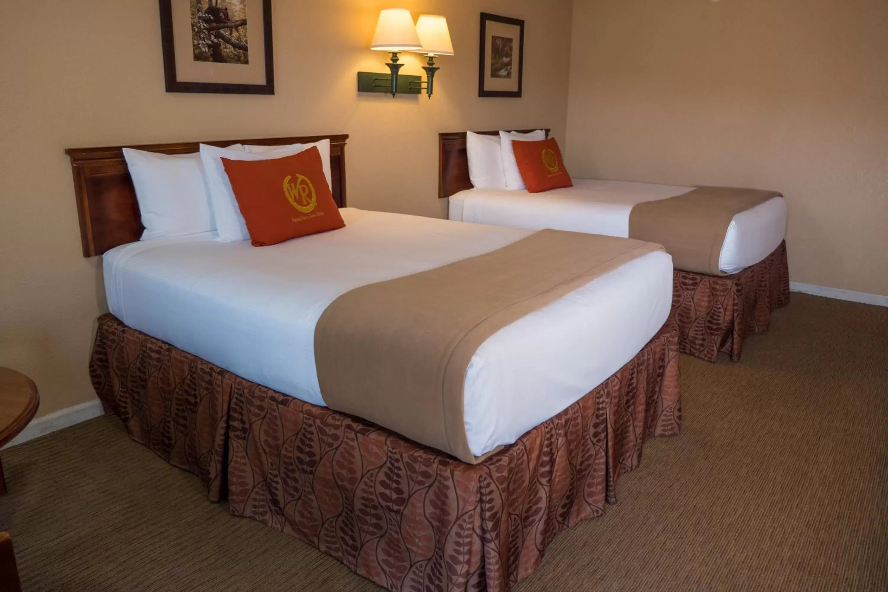 Bed in Wild Bear Inn Bed in Wild Bear Inn