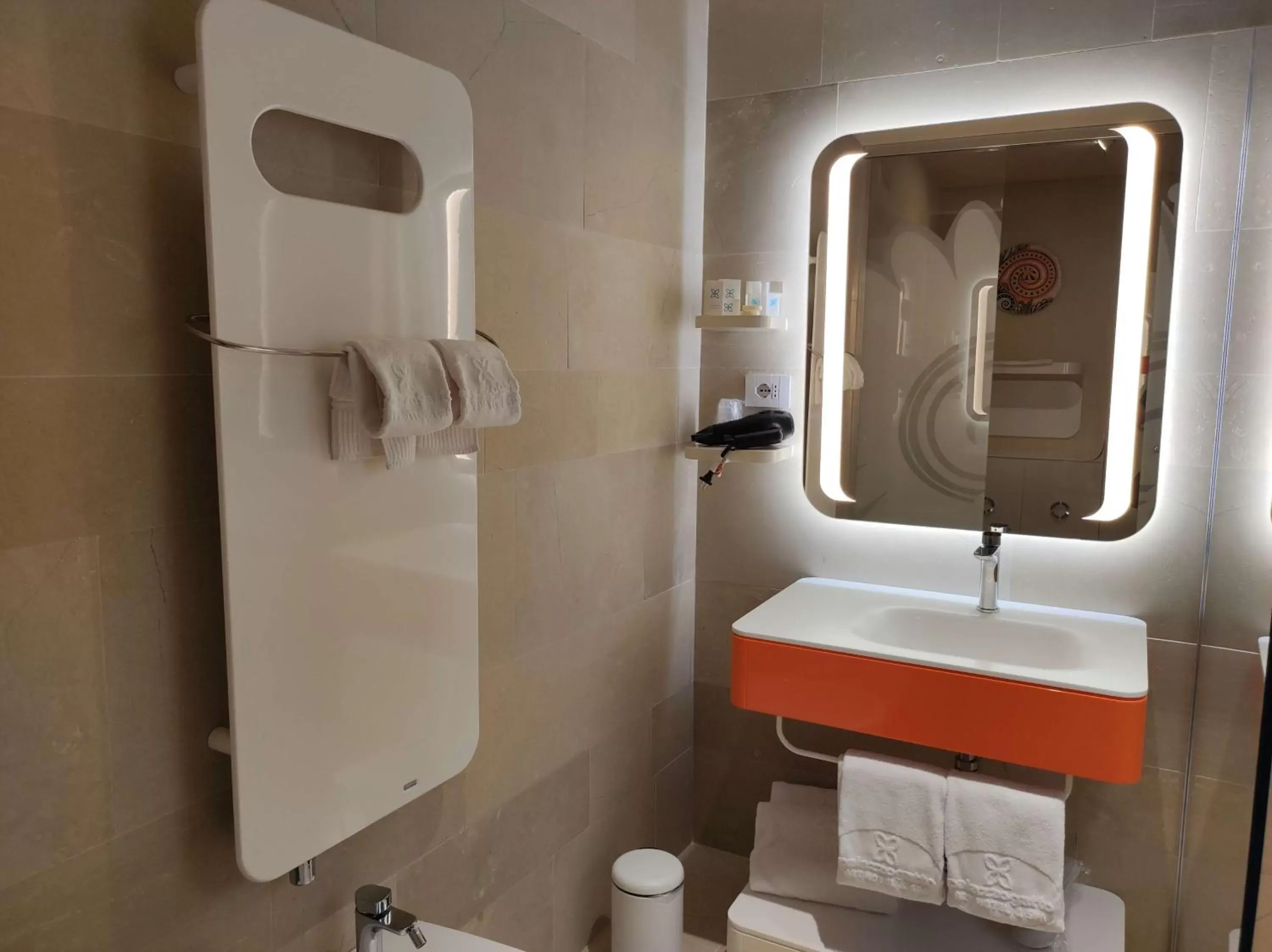 Bathroom in Palazzo Gatto Art Hotel & SPA - BW Premier Collection