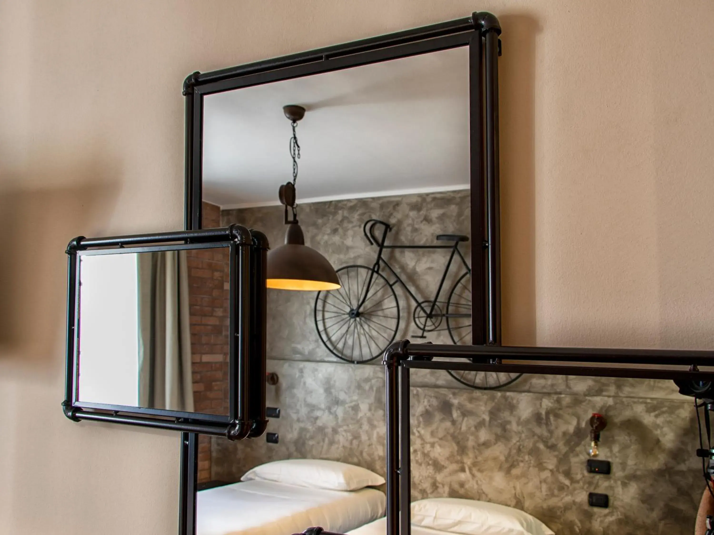 Decorative detail, Bathroom in Hotel Napoleon Susa