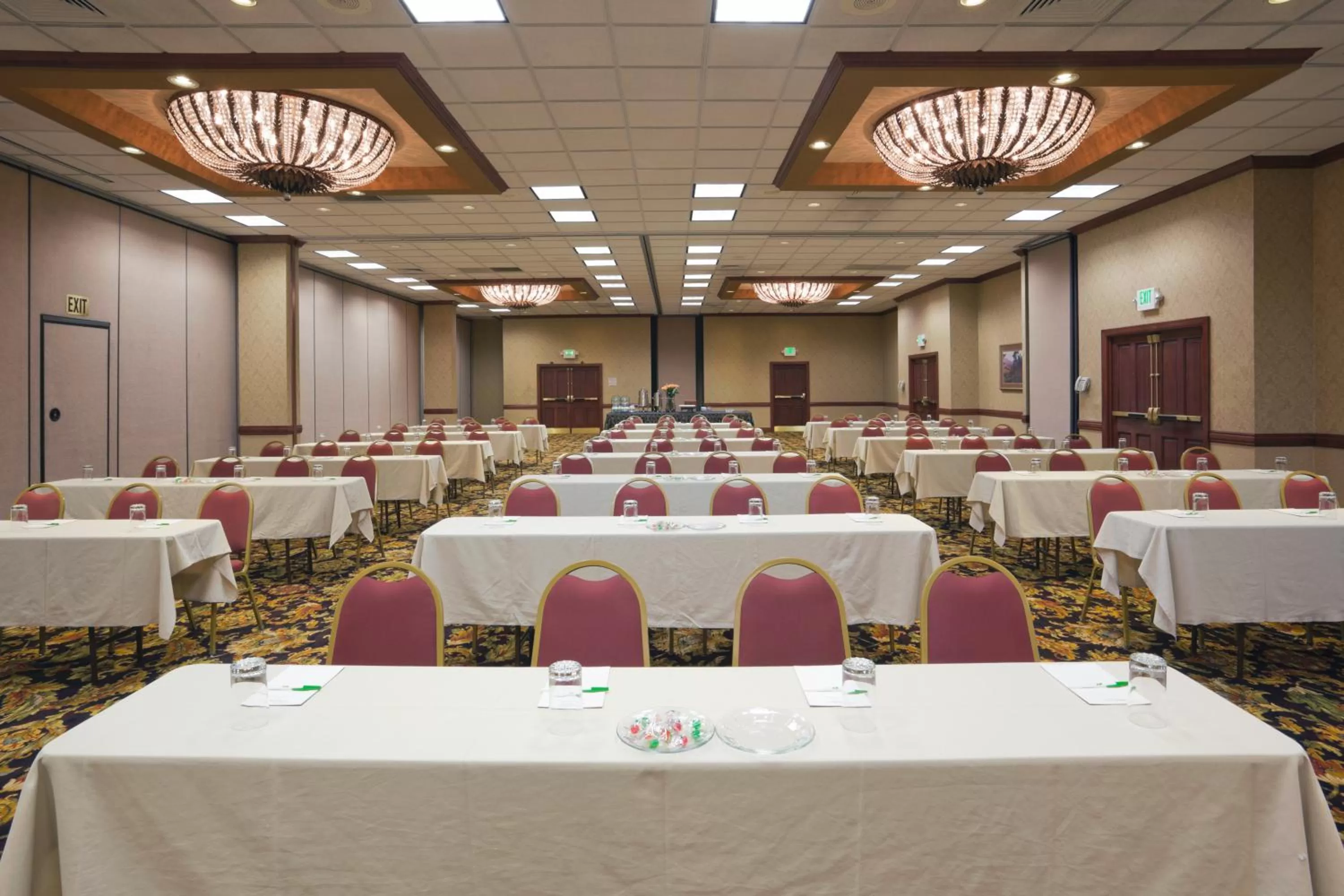 Meeting/conference room in Holiday Inn Sacramento Downtown-Arena by IHG