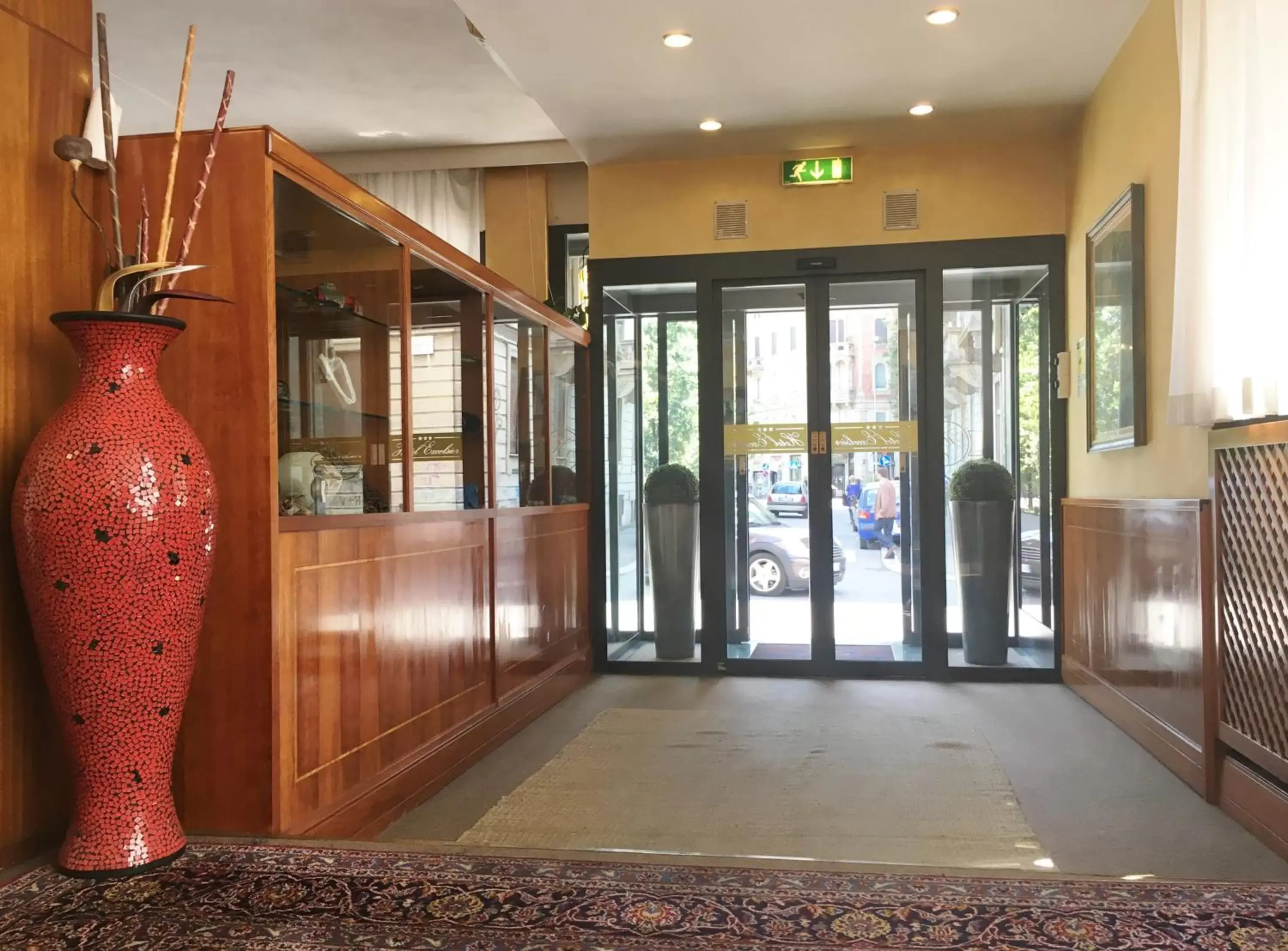Property building, Lobby/Reception in Hotel Excelsior Pavia