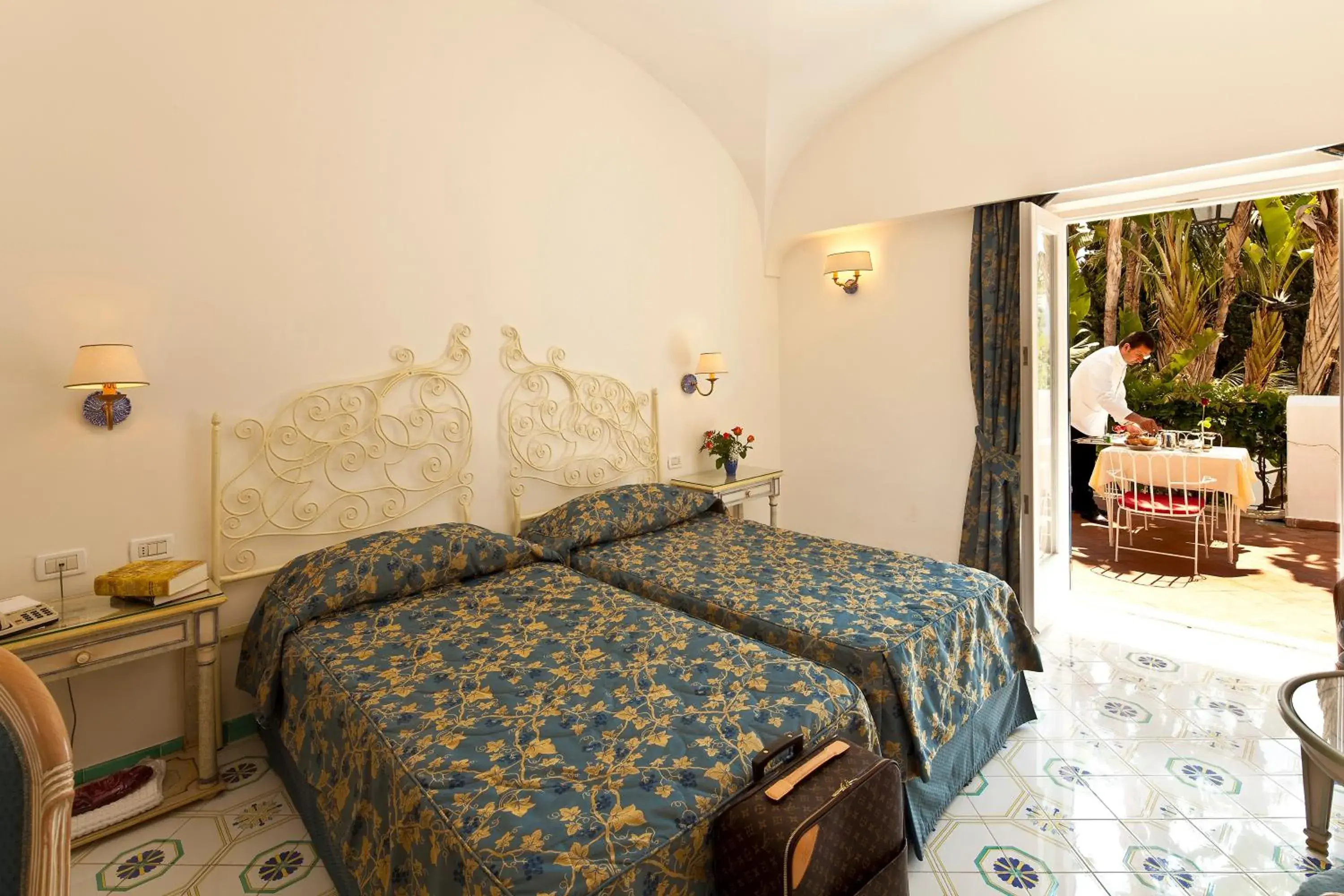 Bed in Grand Hotel Il Moresco