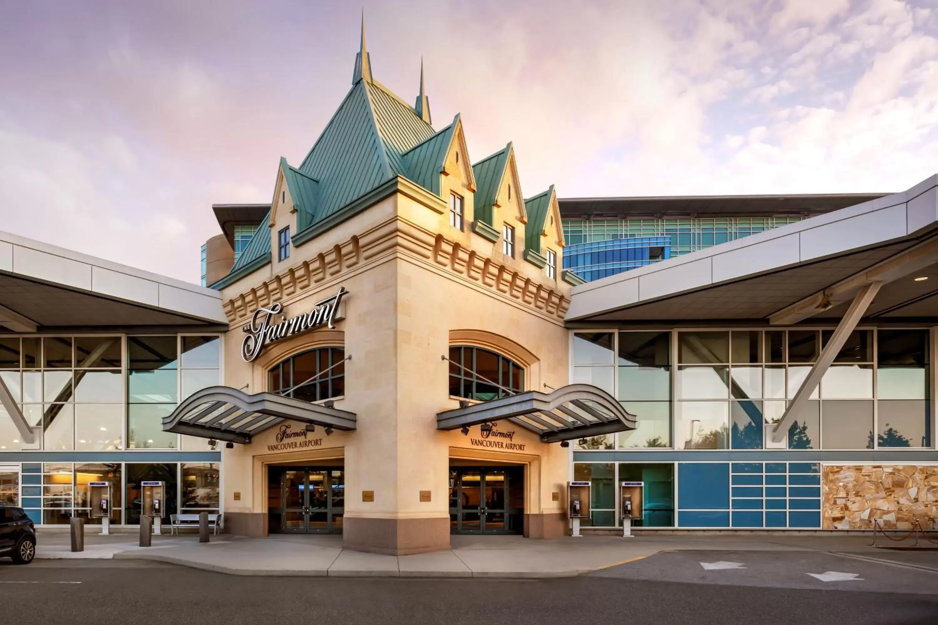 Facade/entrance, Property Building in Fairmont Vancouver Airport In-Terminal Hotel