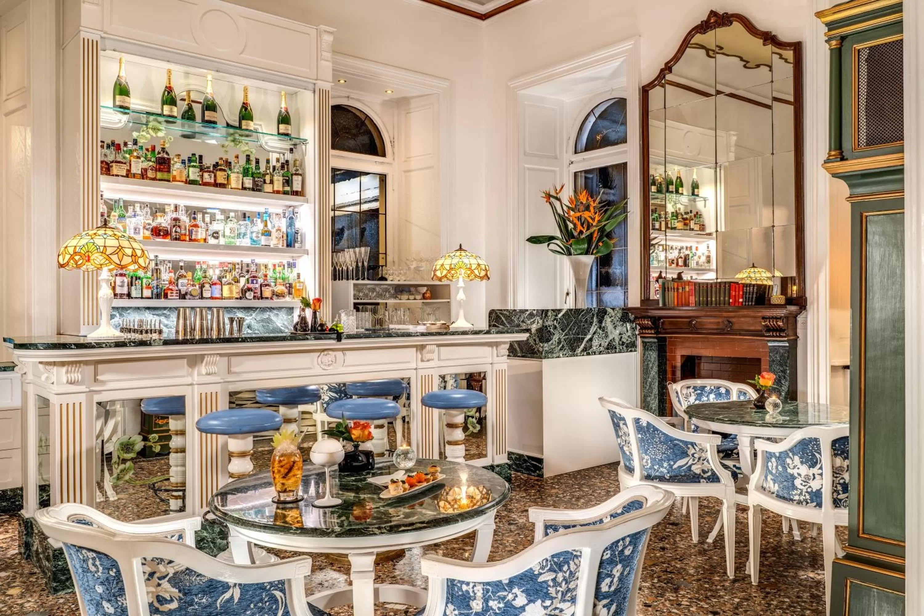 Lounge or bar in Hotel Splendide Royal