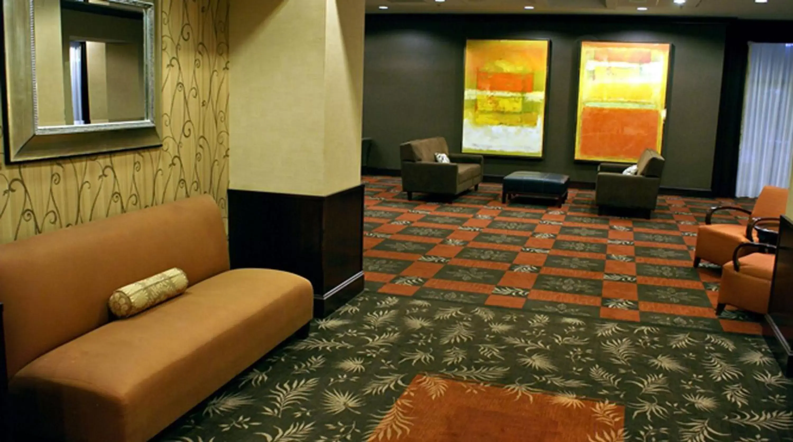 Lobby or reception, Seating Area in DoubleTree by Hilton Rocky Mount