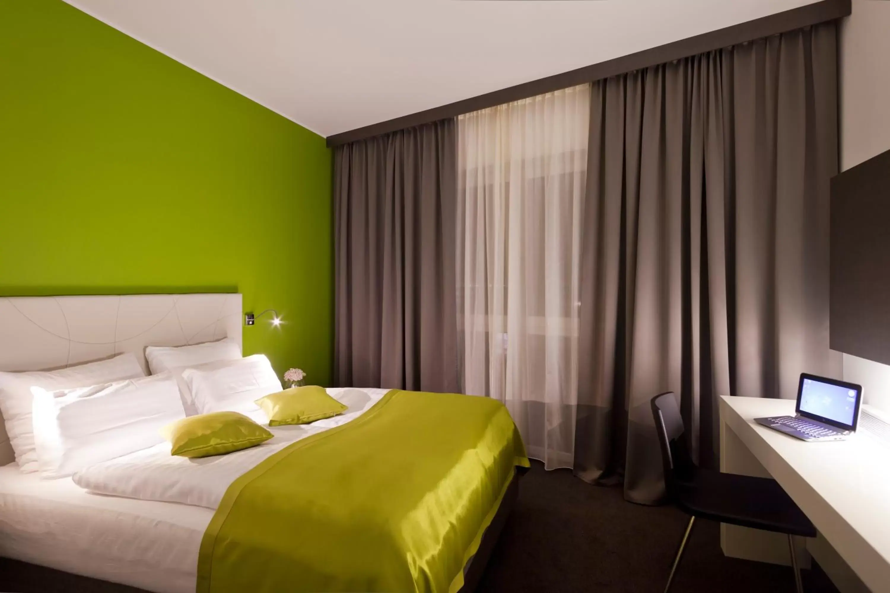 Bed in Hotel City Maribor