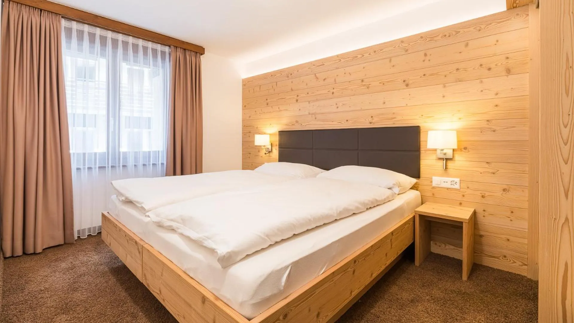 Bedroom, Bed in Hotel Derby