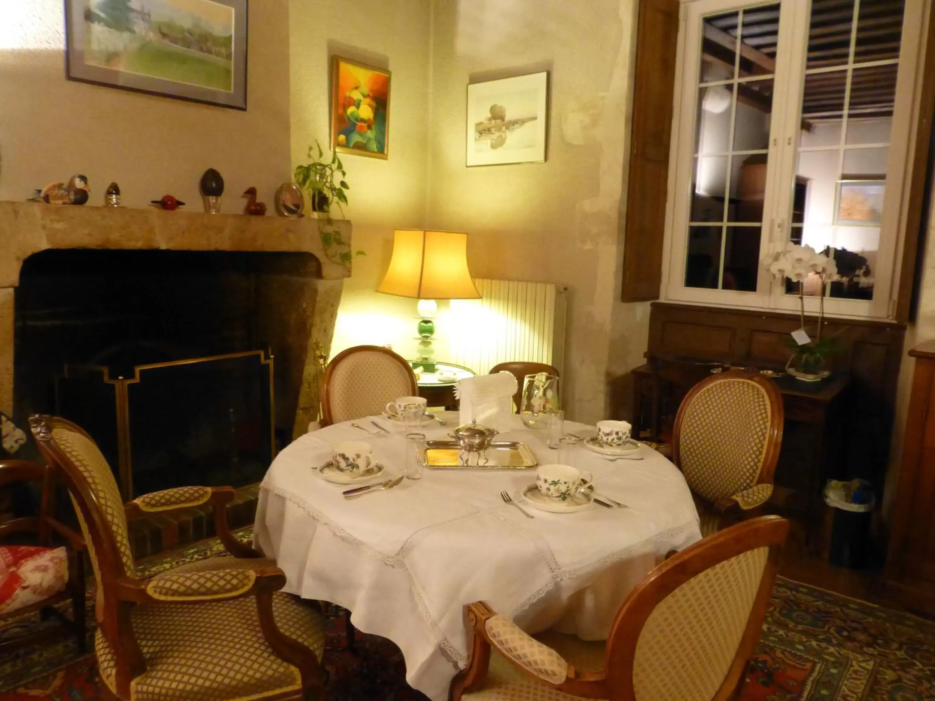 Living room, Restaurant/Places to Eat in La Maison du Closier