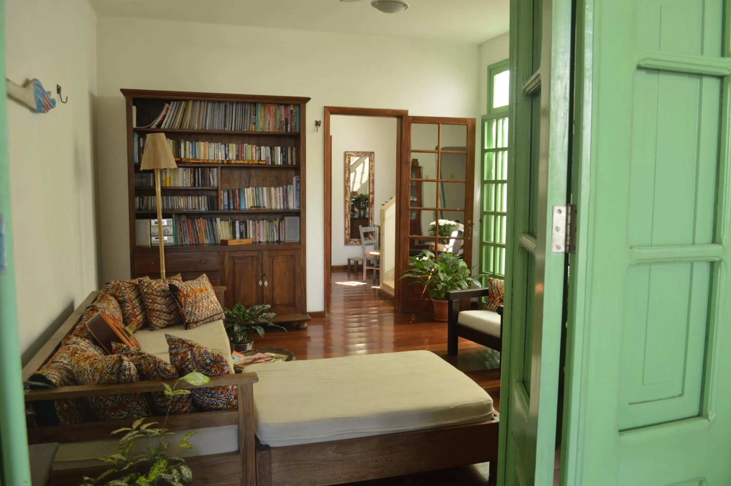 Library in Pousada Baluarte