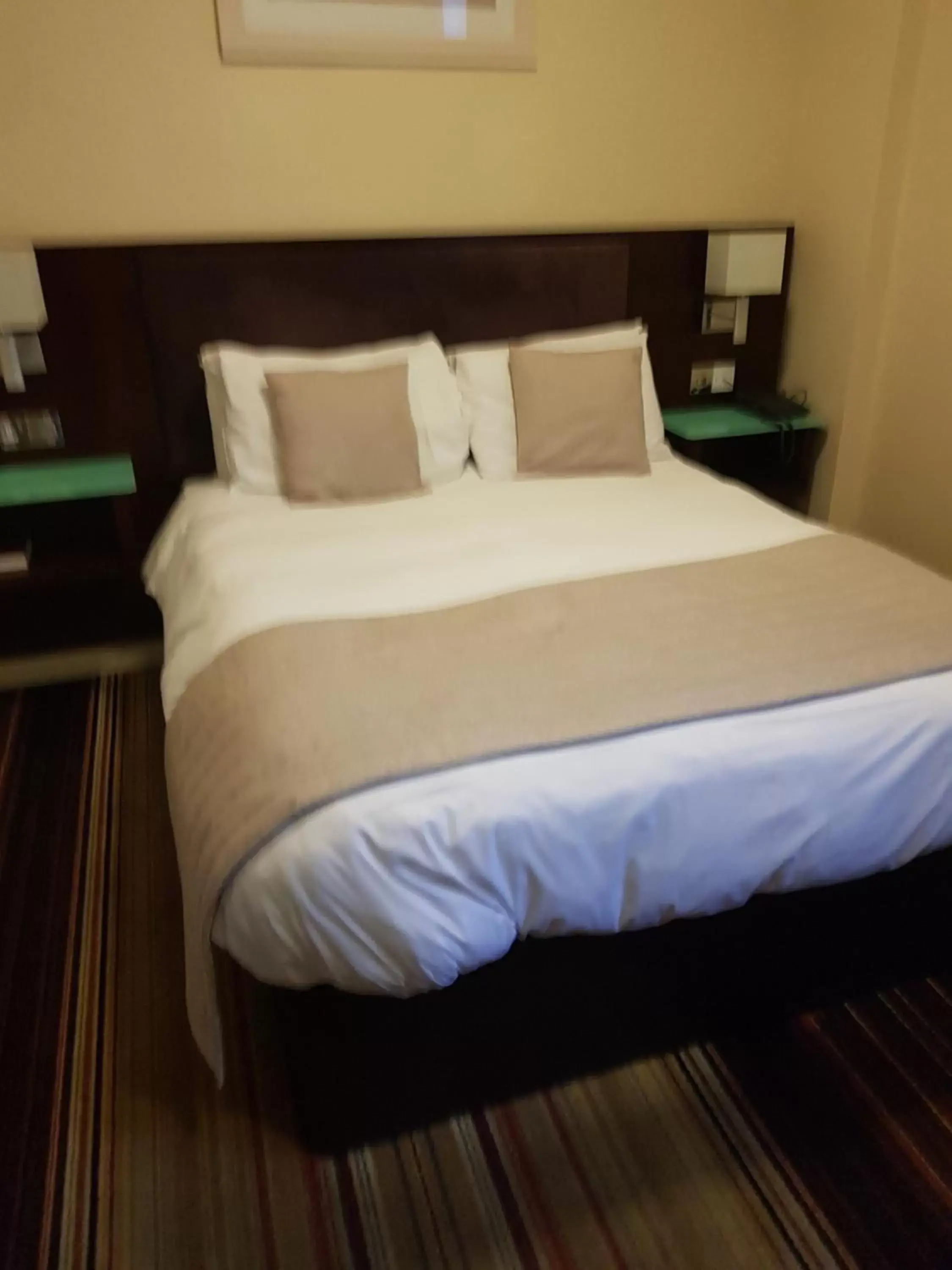 Bed in Prom Hotel