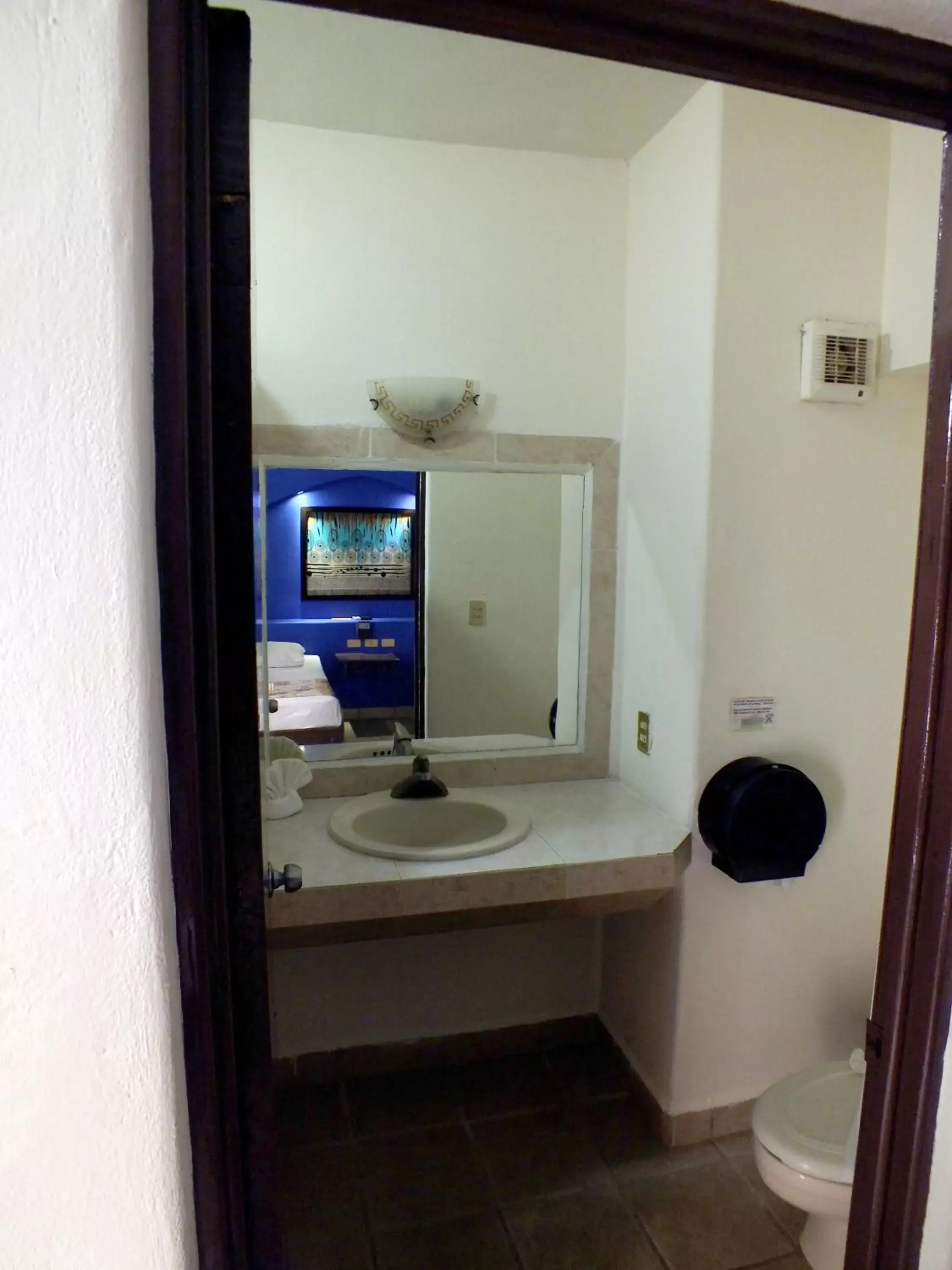 Bathroom in Gran SAHARA