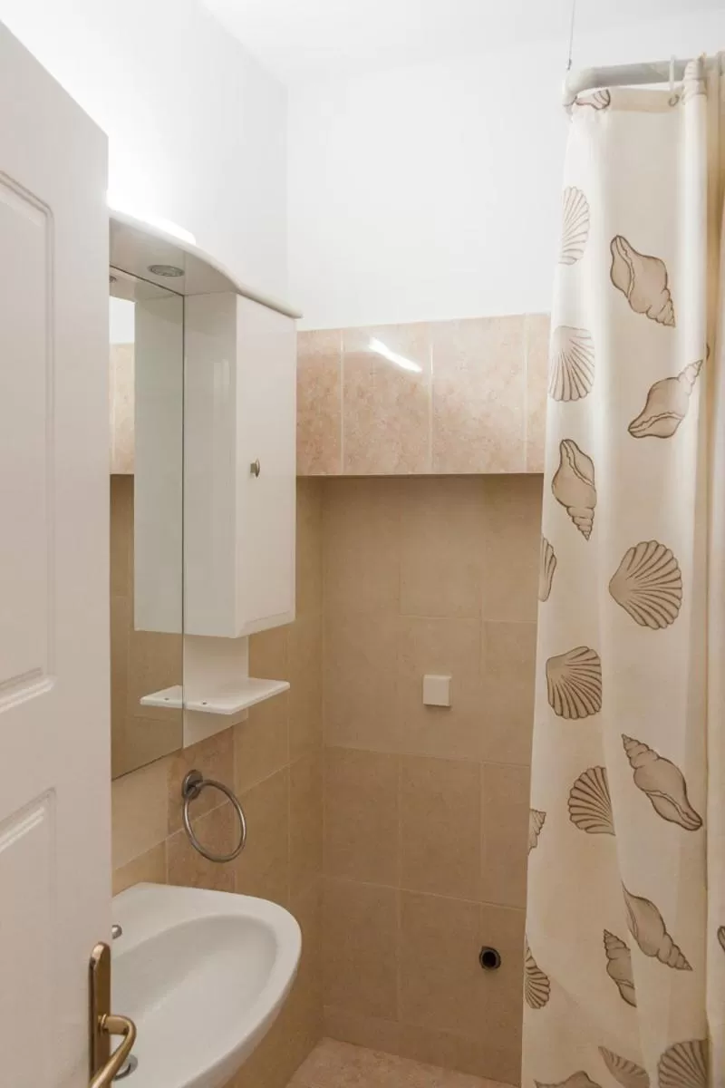 Bathroom in Epidavros Seascape