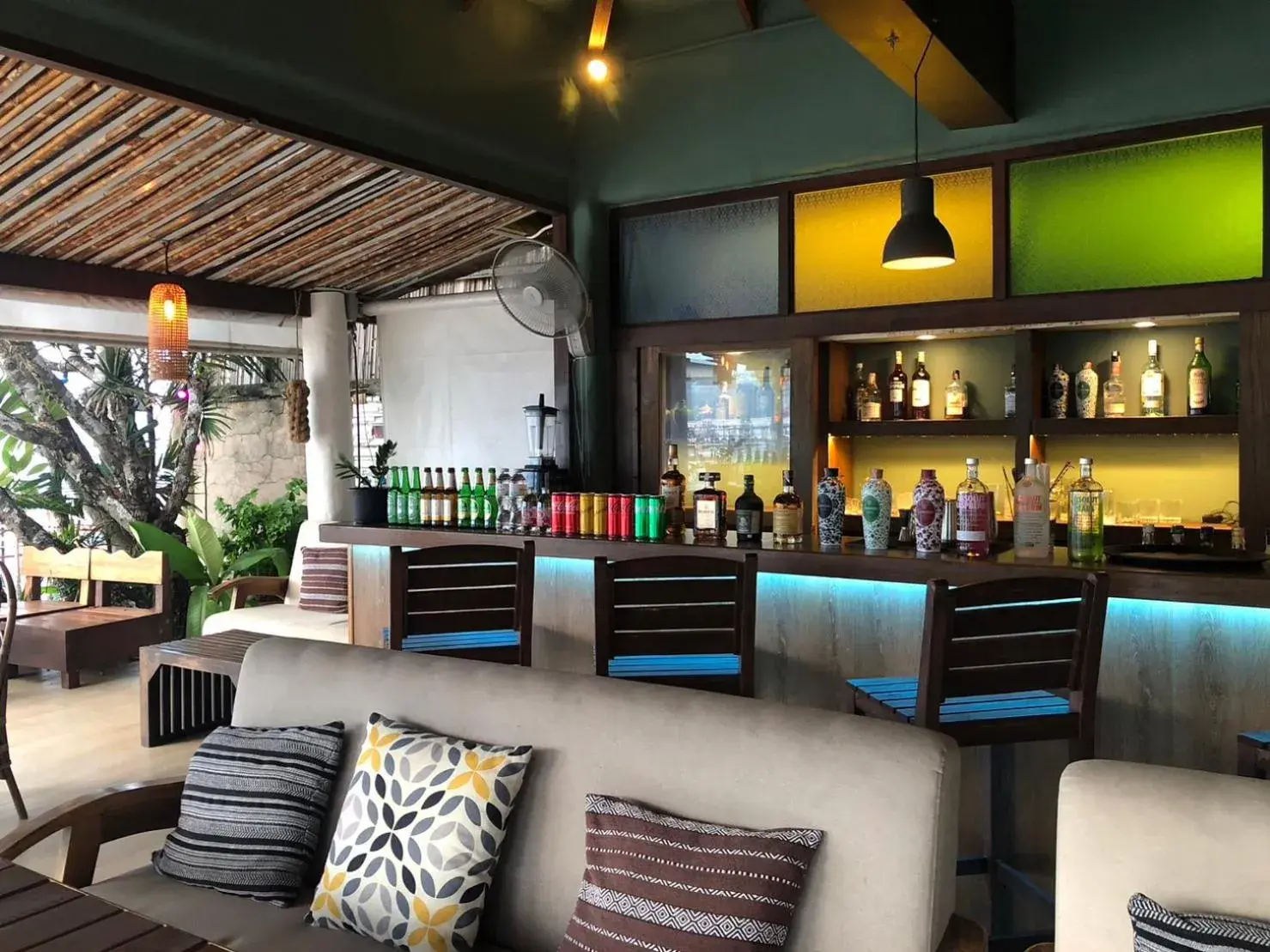 Lounge or bar, Restaurant/Places to Eat in Punnpreeda Beach Resort - SHA Plus Certified