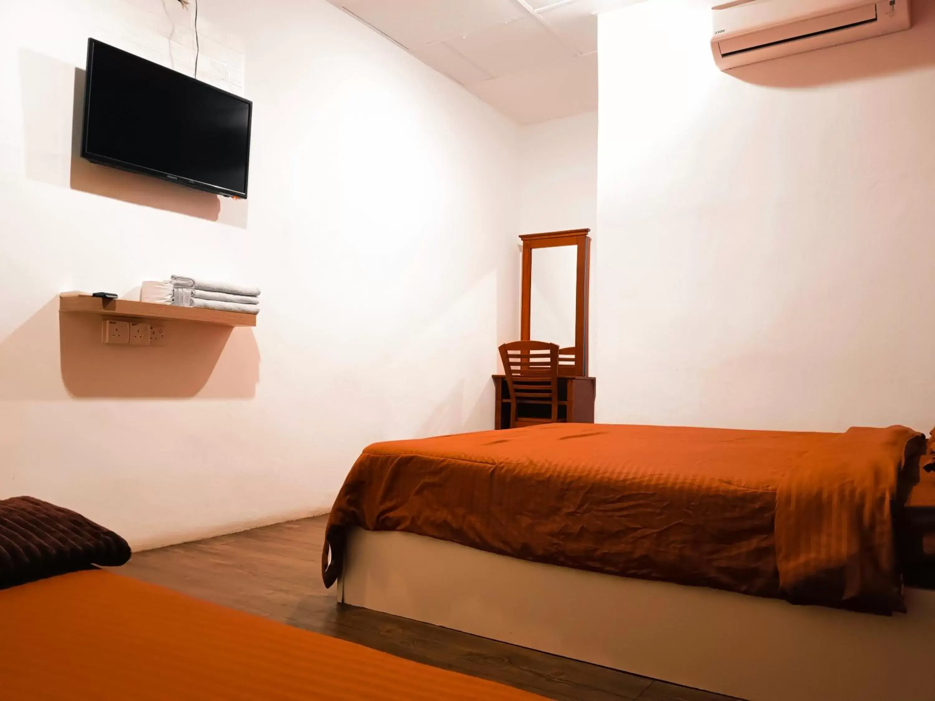 Deluxe Triple Room in BMW Hotel Deluxe Triple Room in BMW Hotel