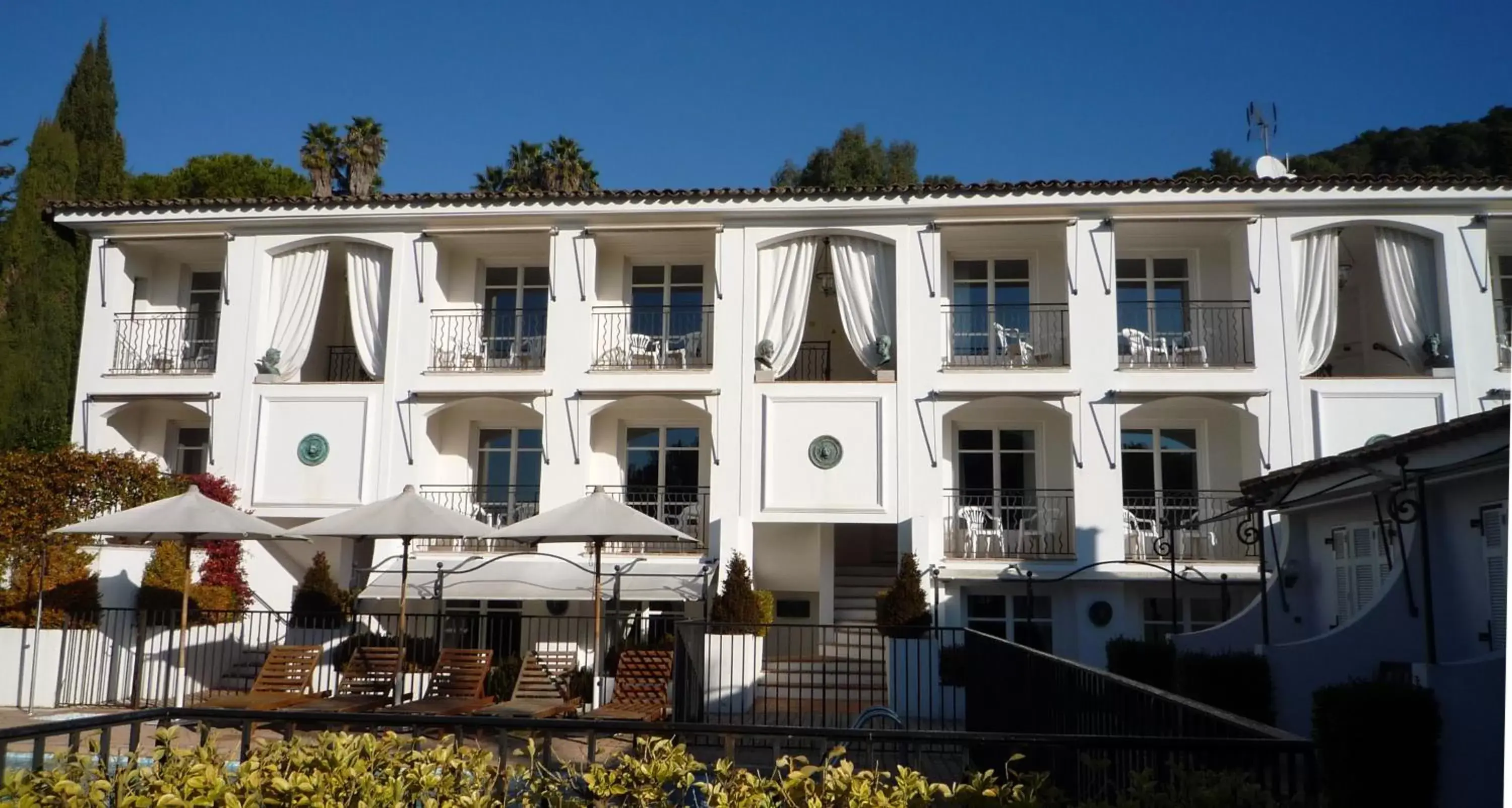 Facade/entrance, Property Building in Hotel les Vergers de Saint Paul