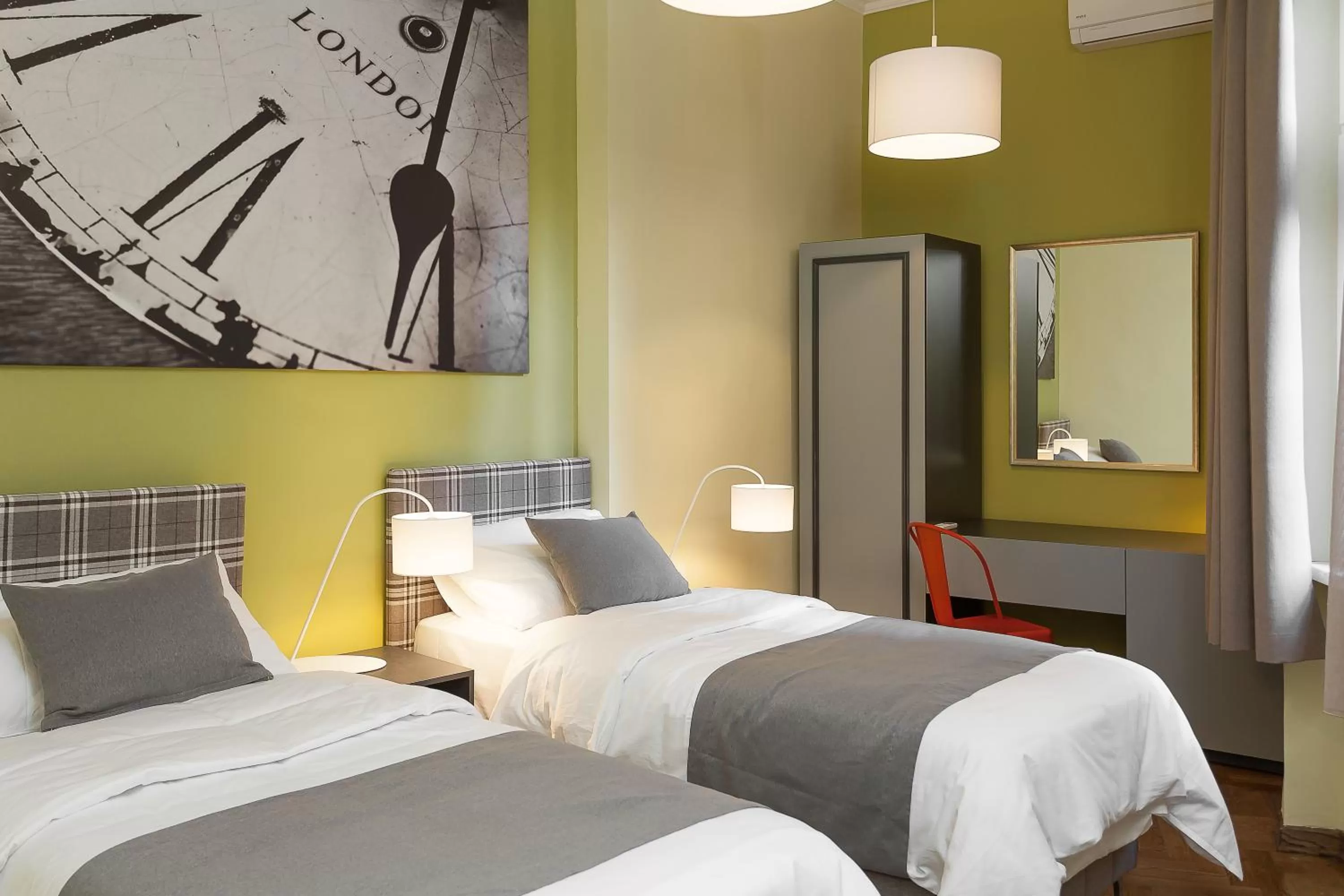 Bedroom, Bed in Hotel London B&B