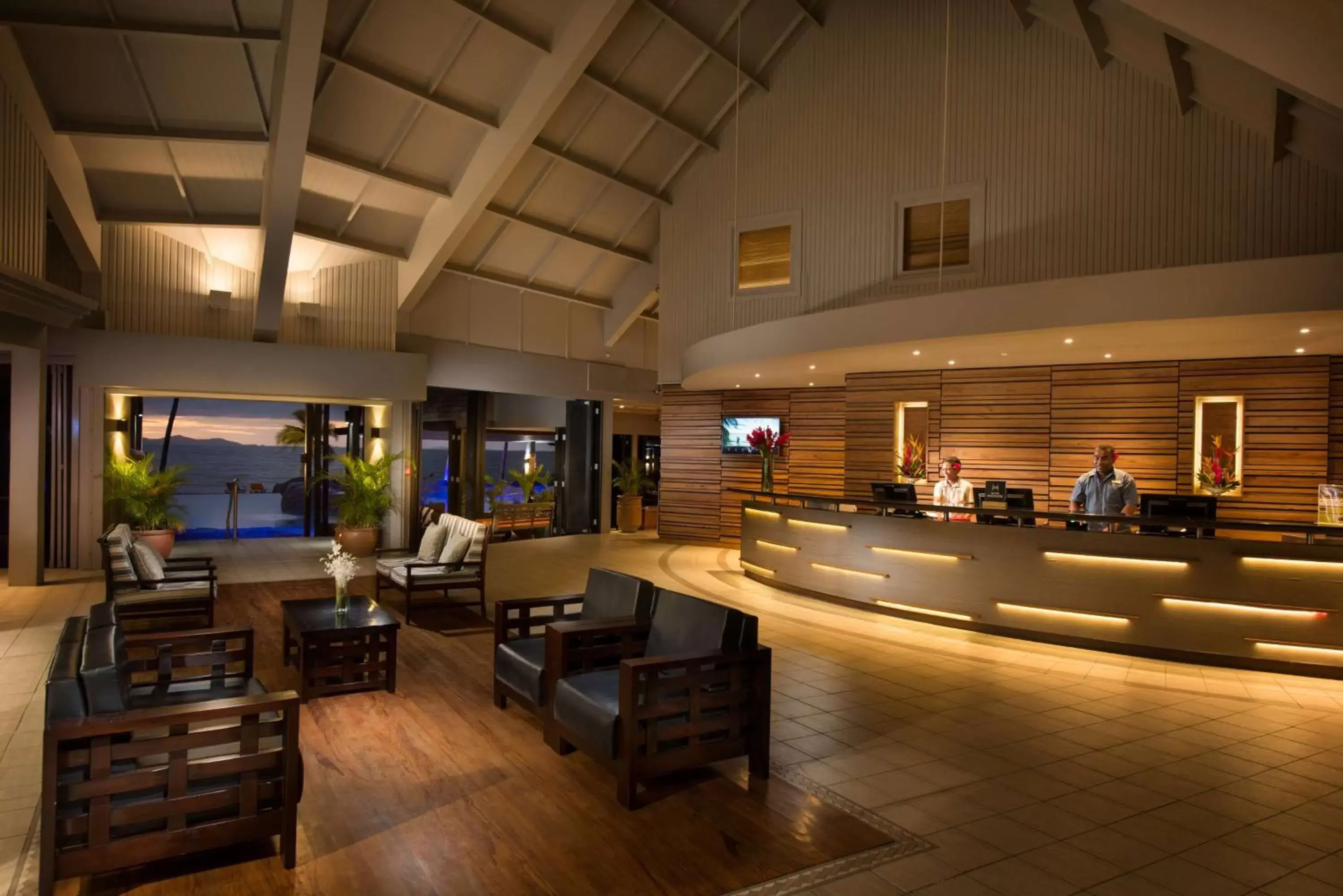 Lobby or reception in DoubleTree by Hilton Fiji - Sonaisali Island
