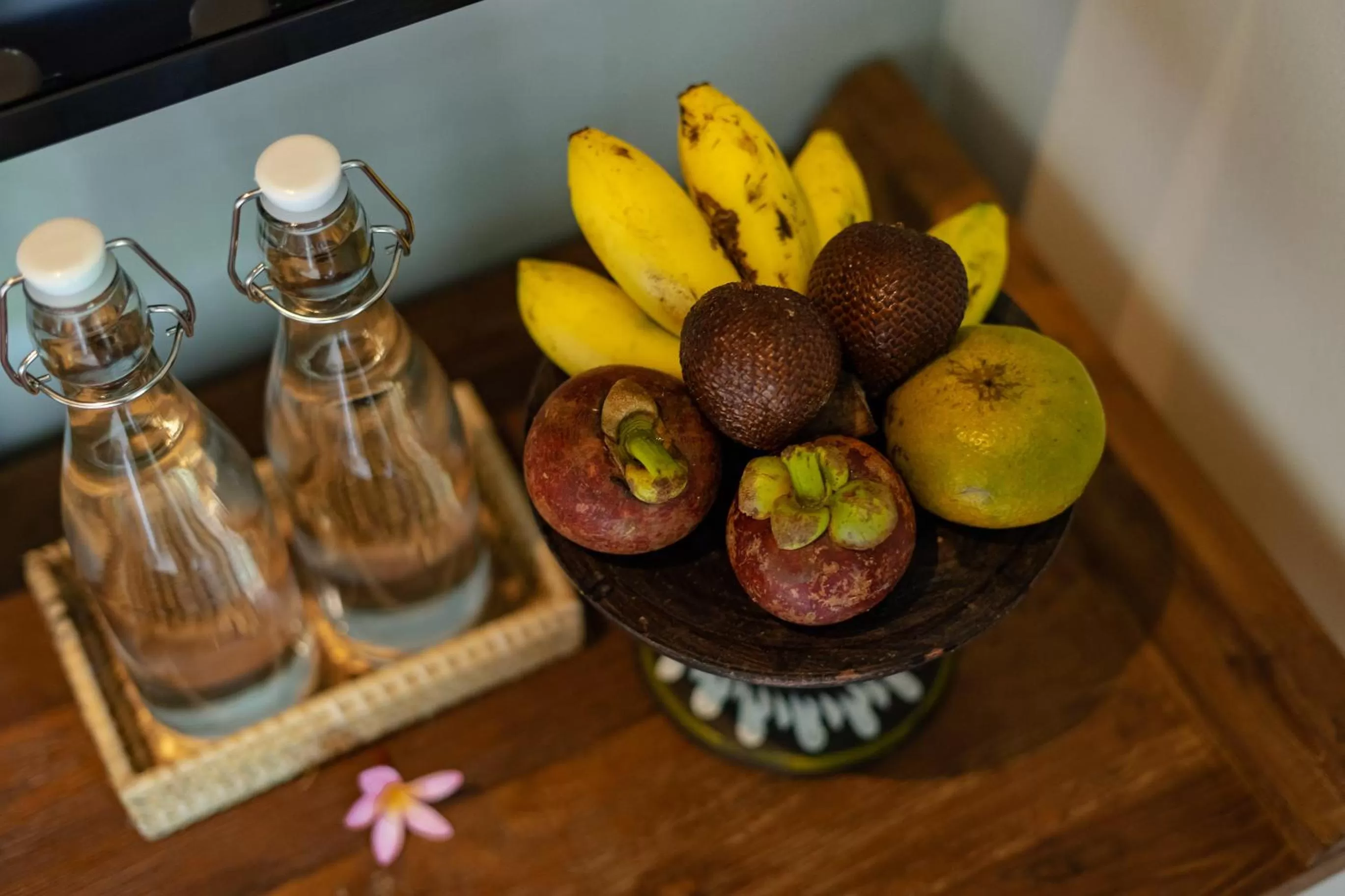 Food and drinks in Kubu Rama Ubud Cottage