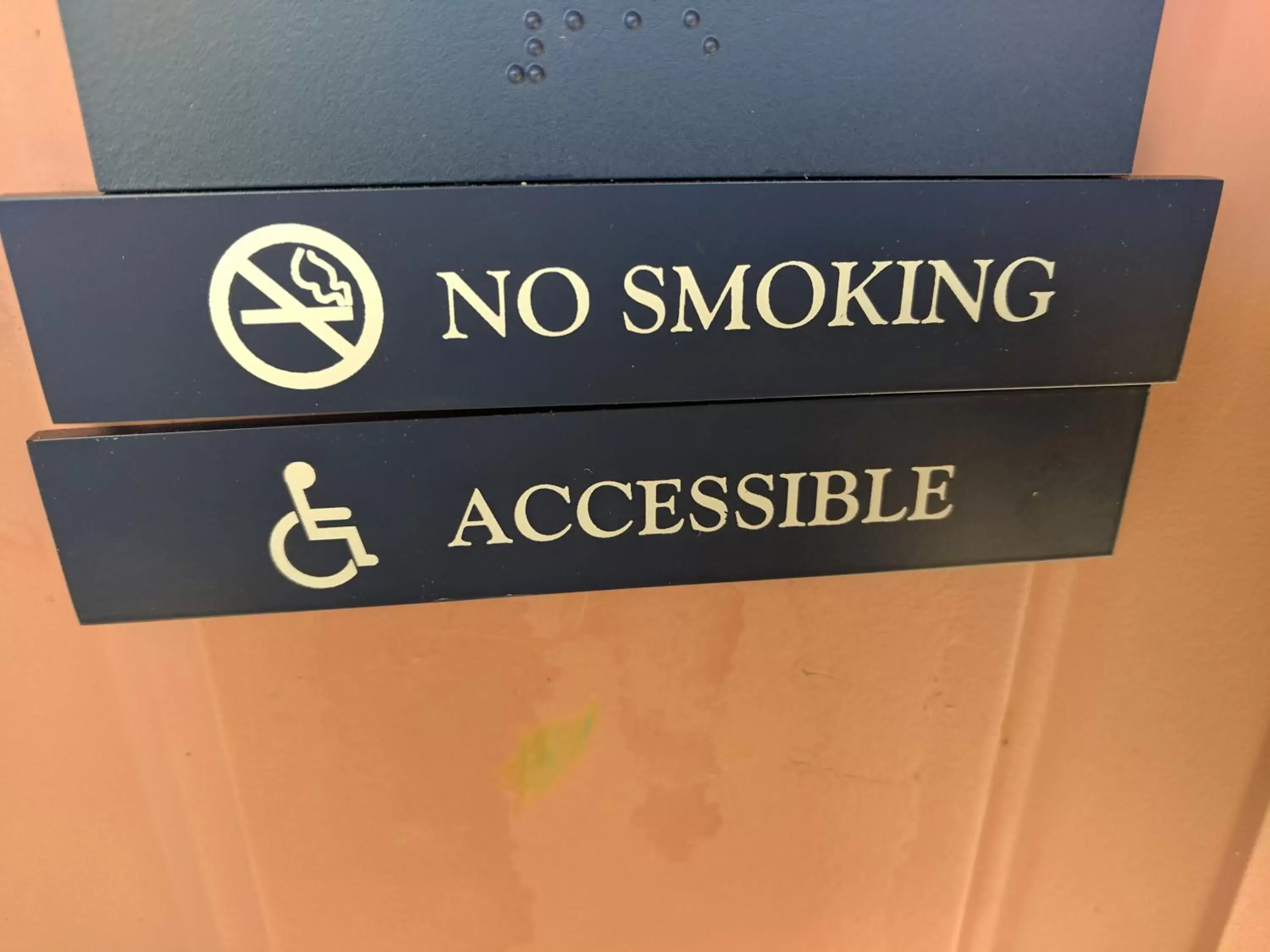 Logo/Certificate/Sign in Travelodge by Wyndham Three Forks Logo/Certificate/Sign in Travelodge by Wyndham Three Forks