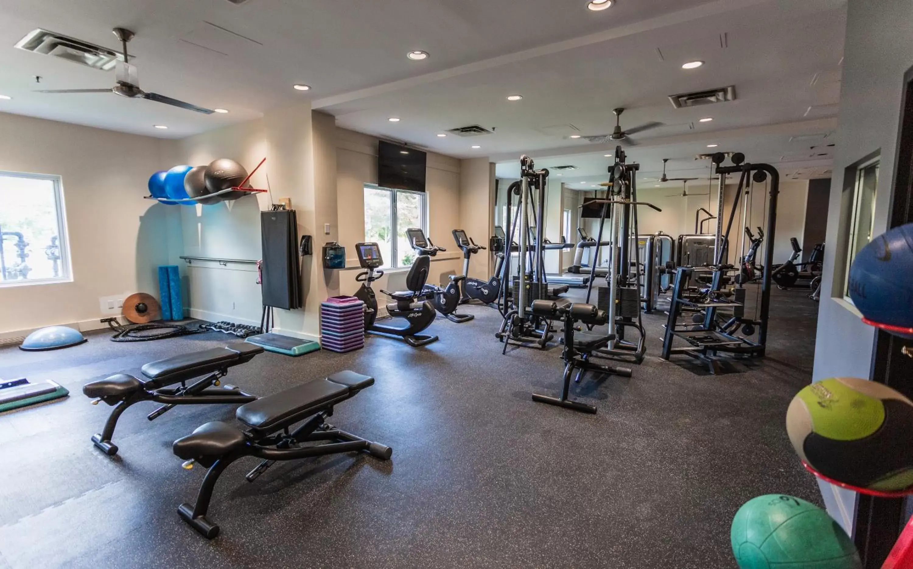 Fitness centre/facilities, Fitness Center/Facilities in Chateau Cartier Hotel & Resort Ascend Hotel Collection