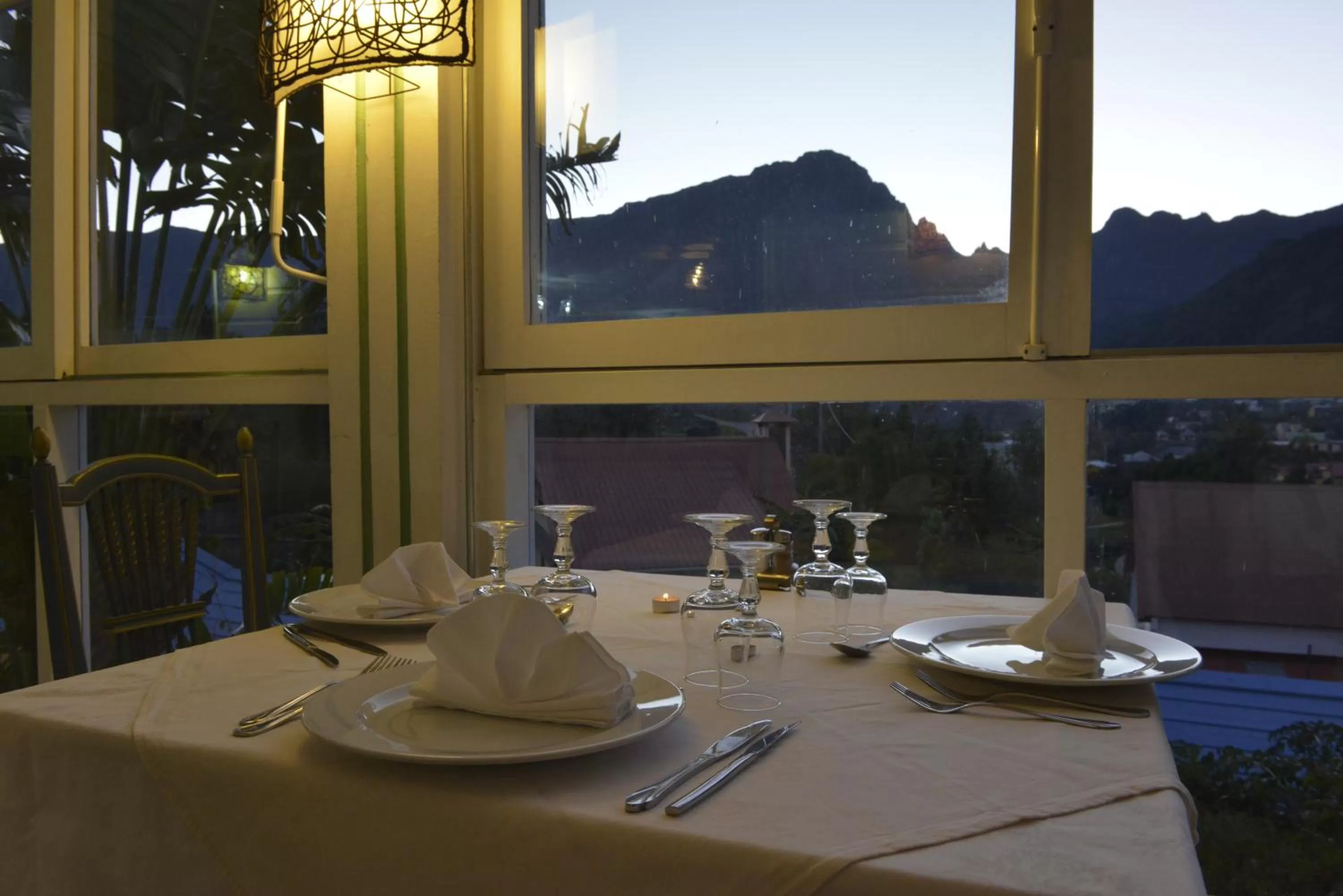 Restaurant/places to eat in Hotel Le Cilaos