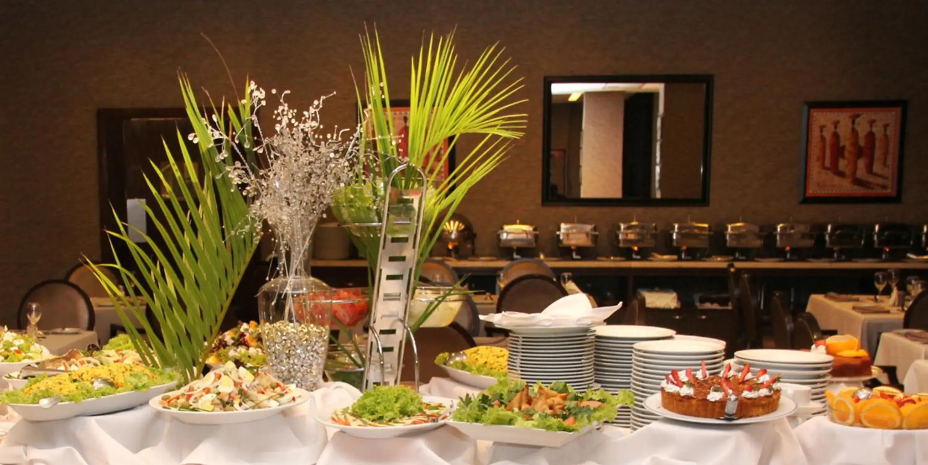 Restaurant/places to eat in Afrin Prestige Hotel