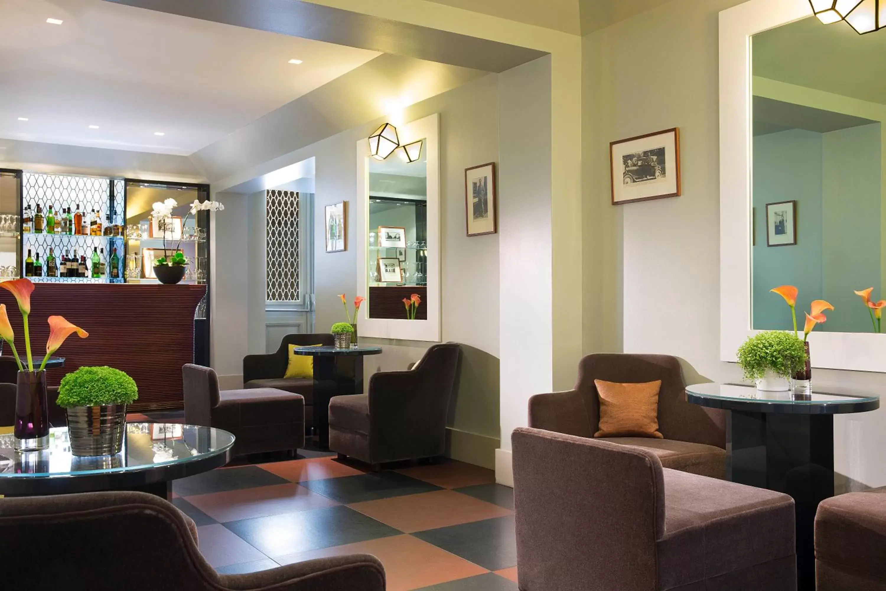 Lobby or reception, Lounge/Bar in Hôtel A La Villa des Artistes