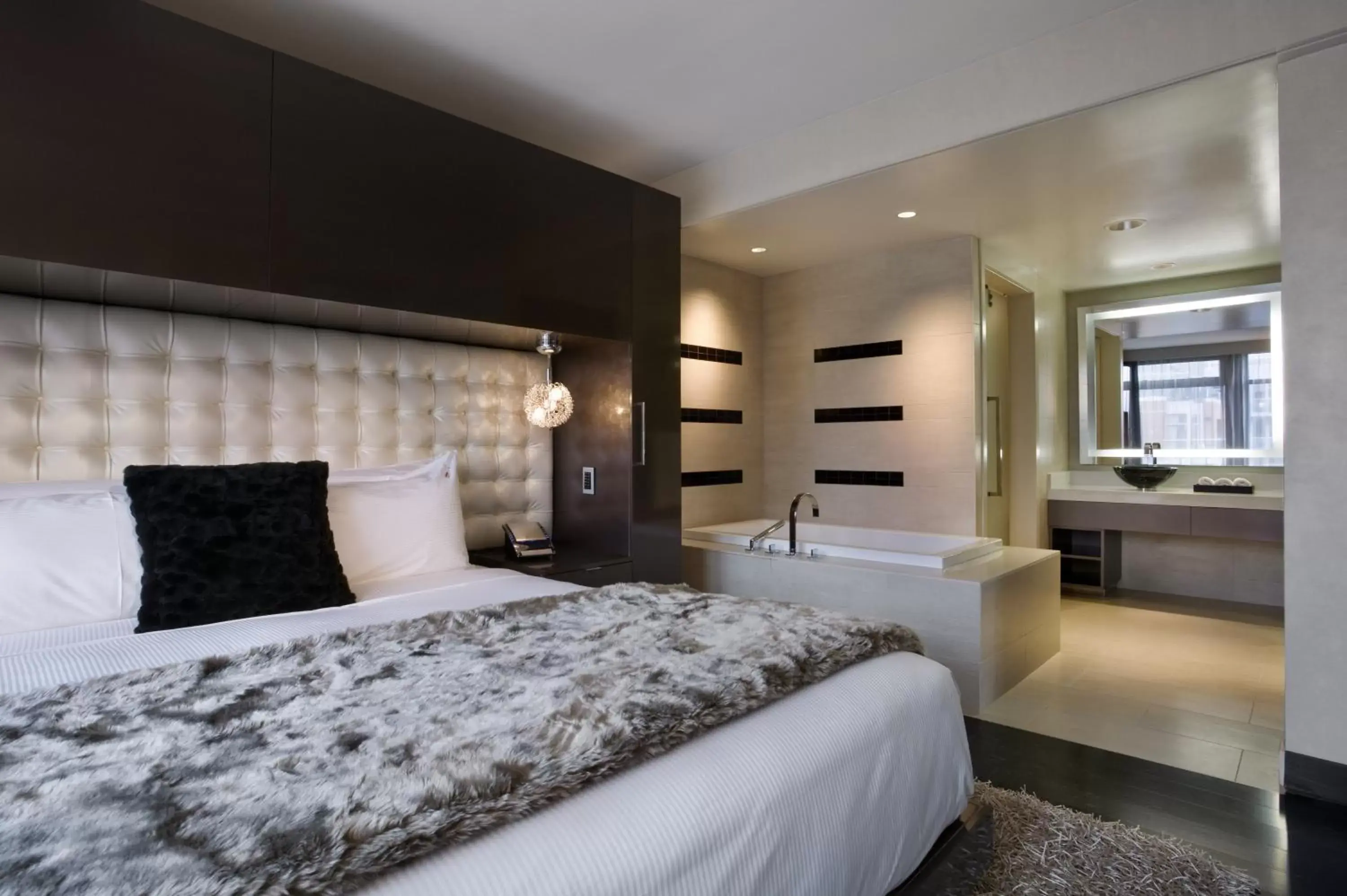 Bedroom, Bed in Hard Rock Hotel San Diego