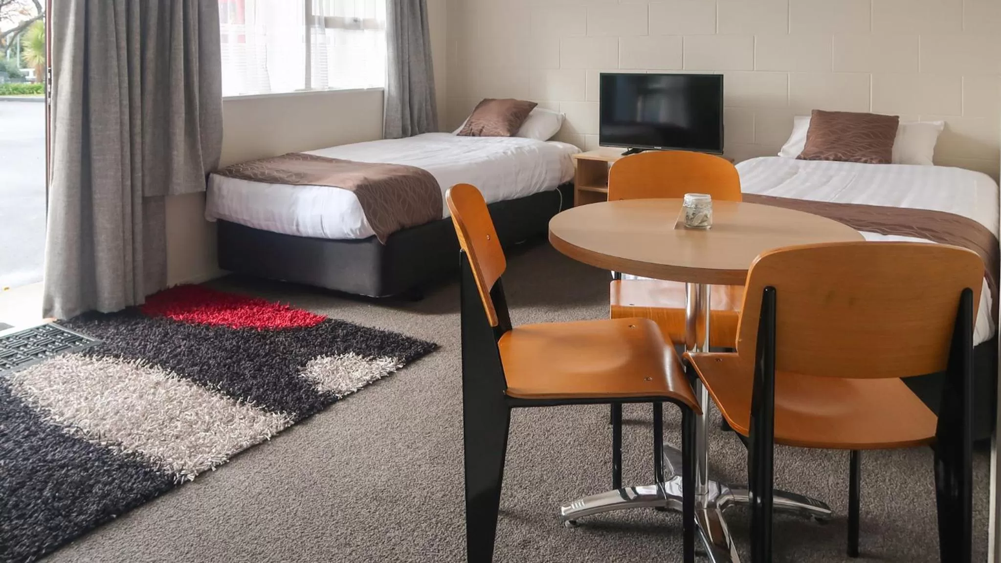 Bed in Fiesta Court Motel