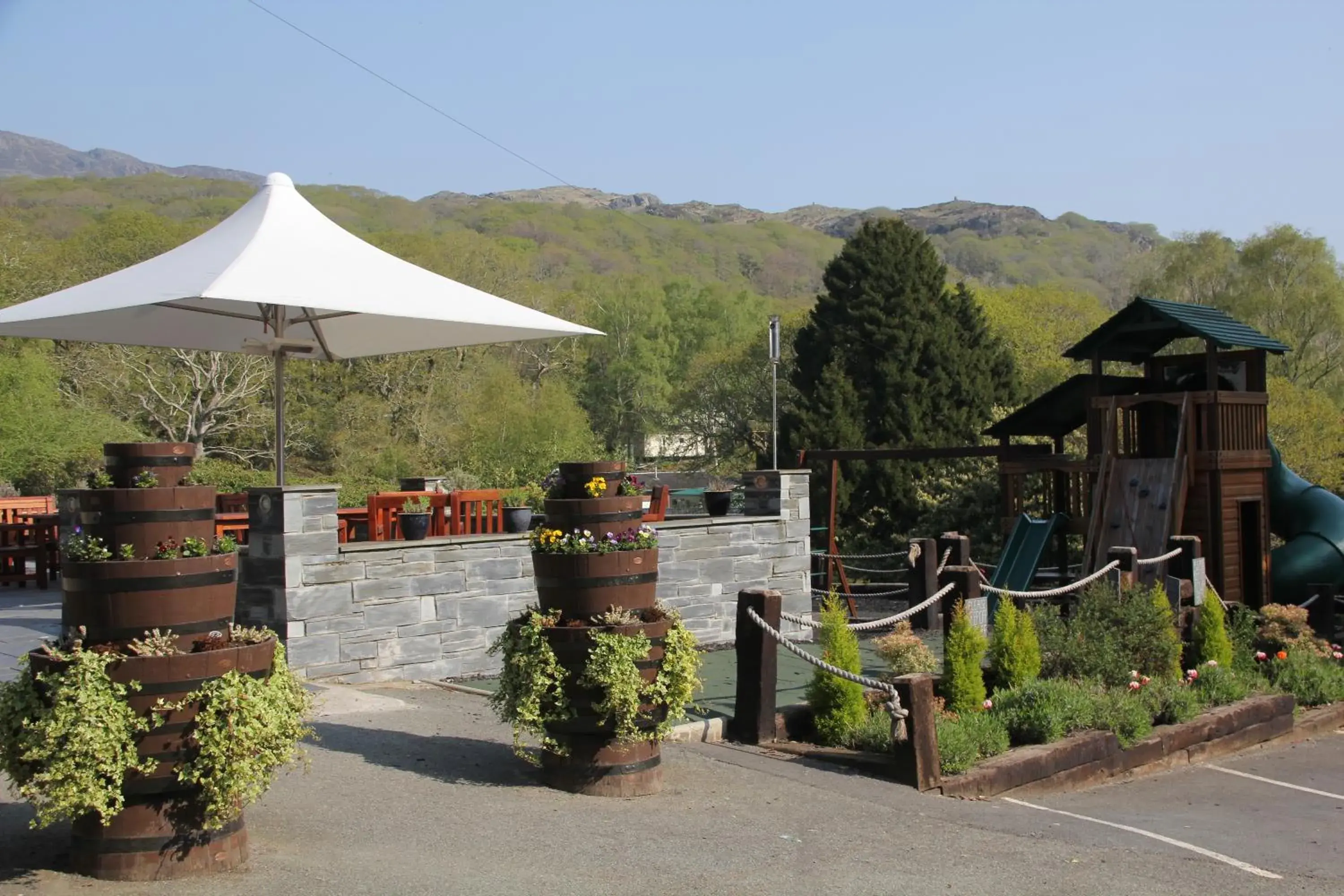 Balcony/Terrace in Aberdunant Hall Country Hotel