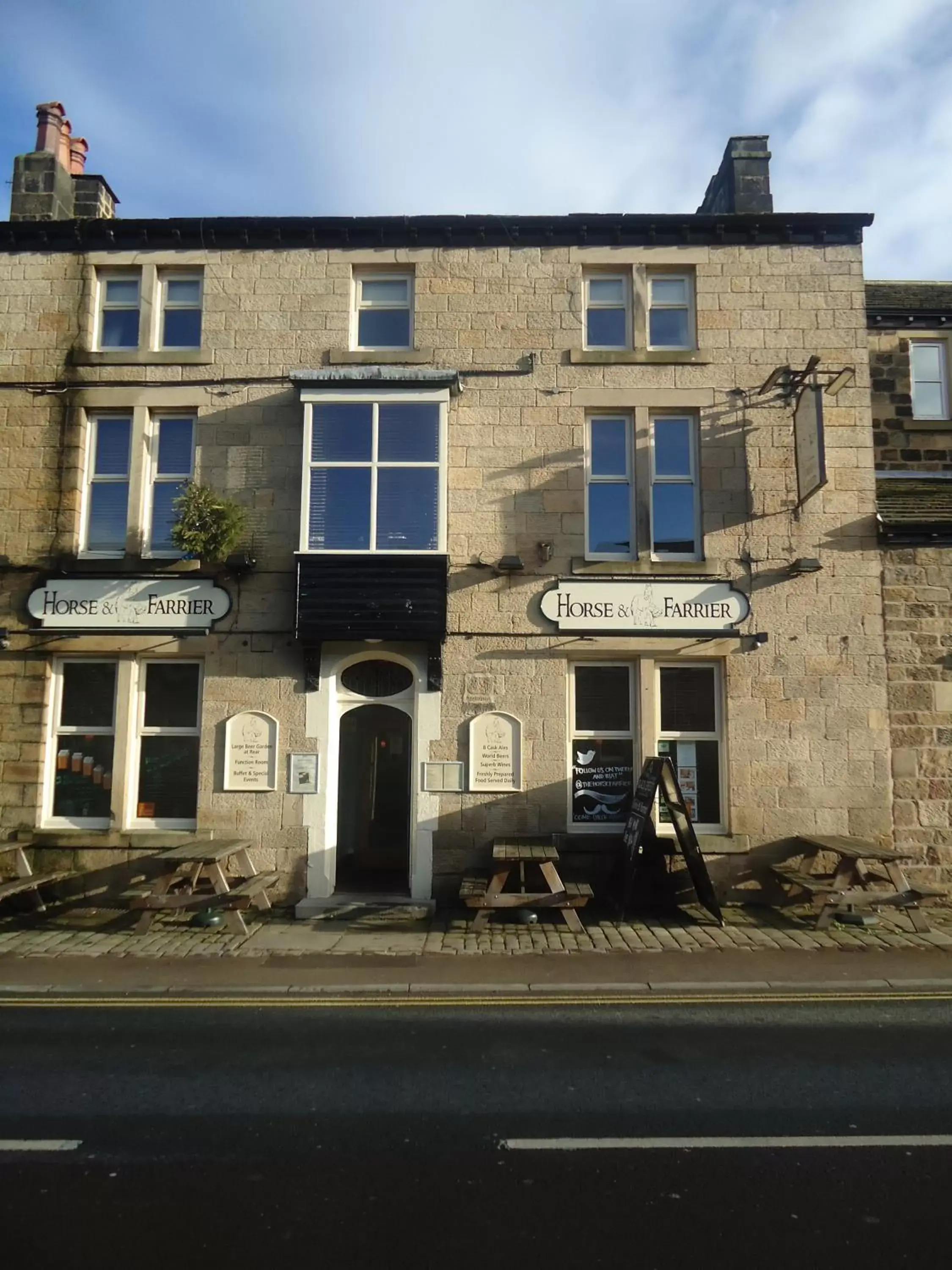 Facade/entrance, Property Building in The Horse & Farrier