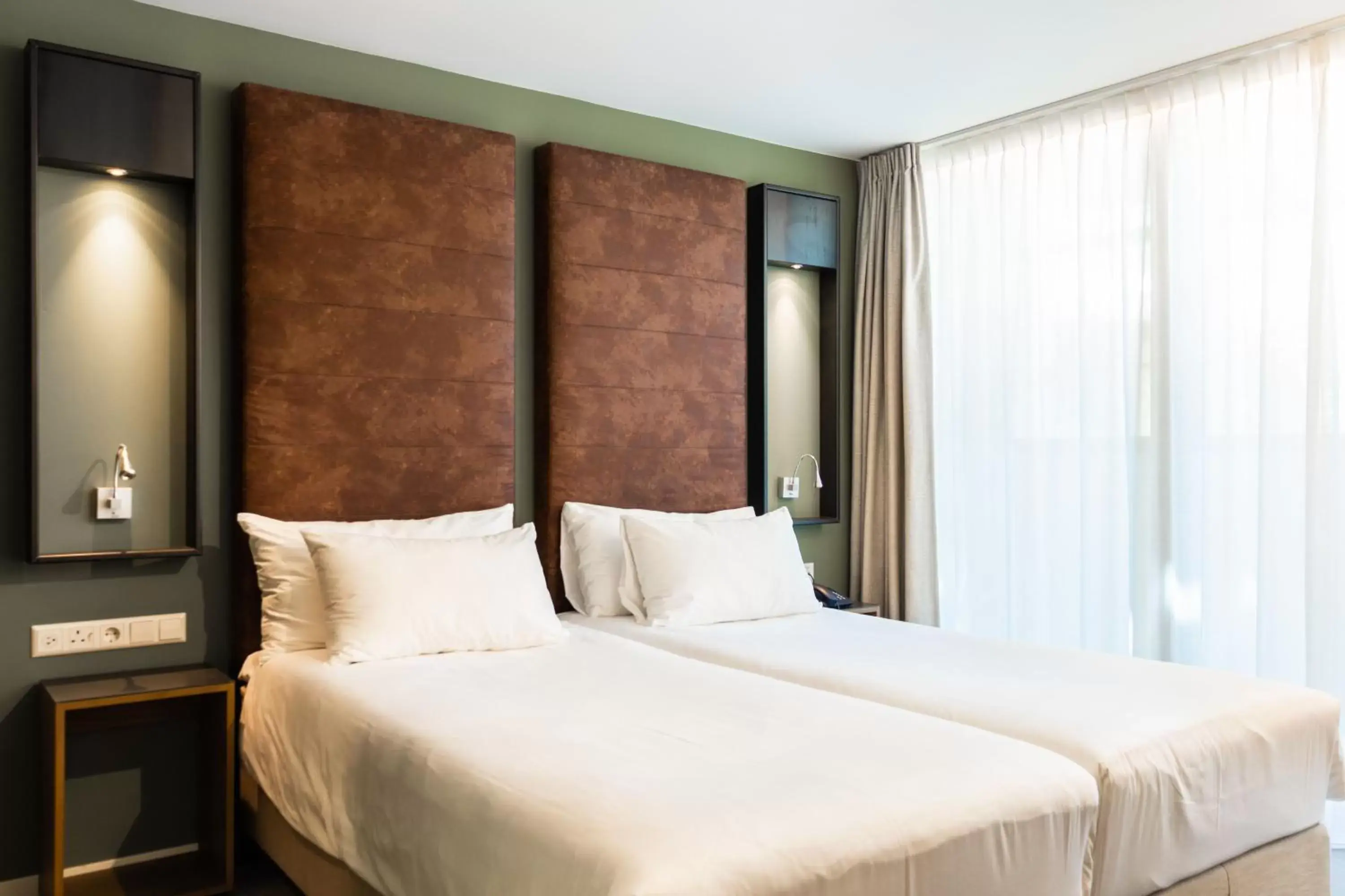 Bedroom, Bed in Hotel De Hallen