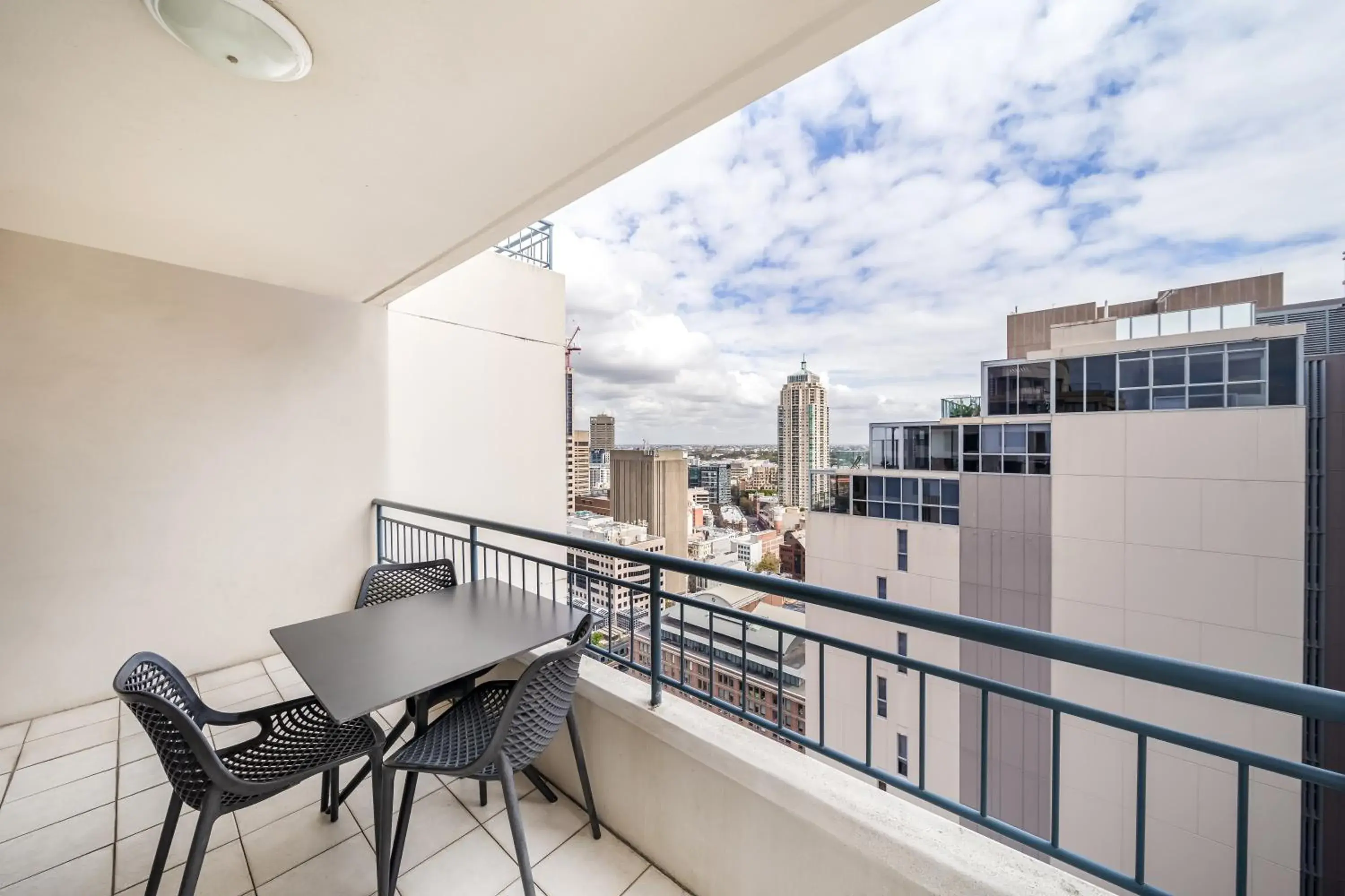 Balcony/Terrace in Oaks Sydney Castlereagh Suites