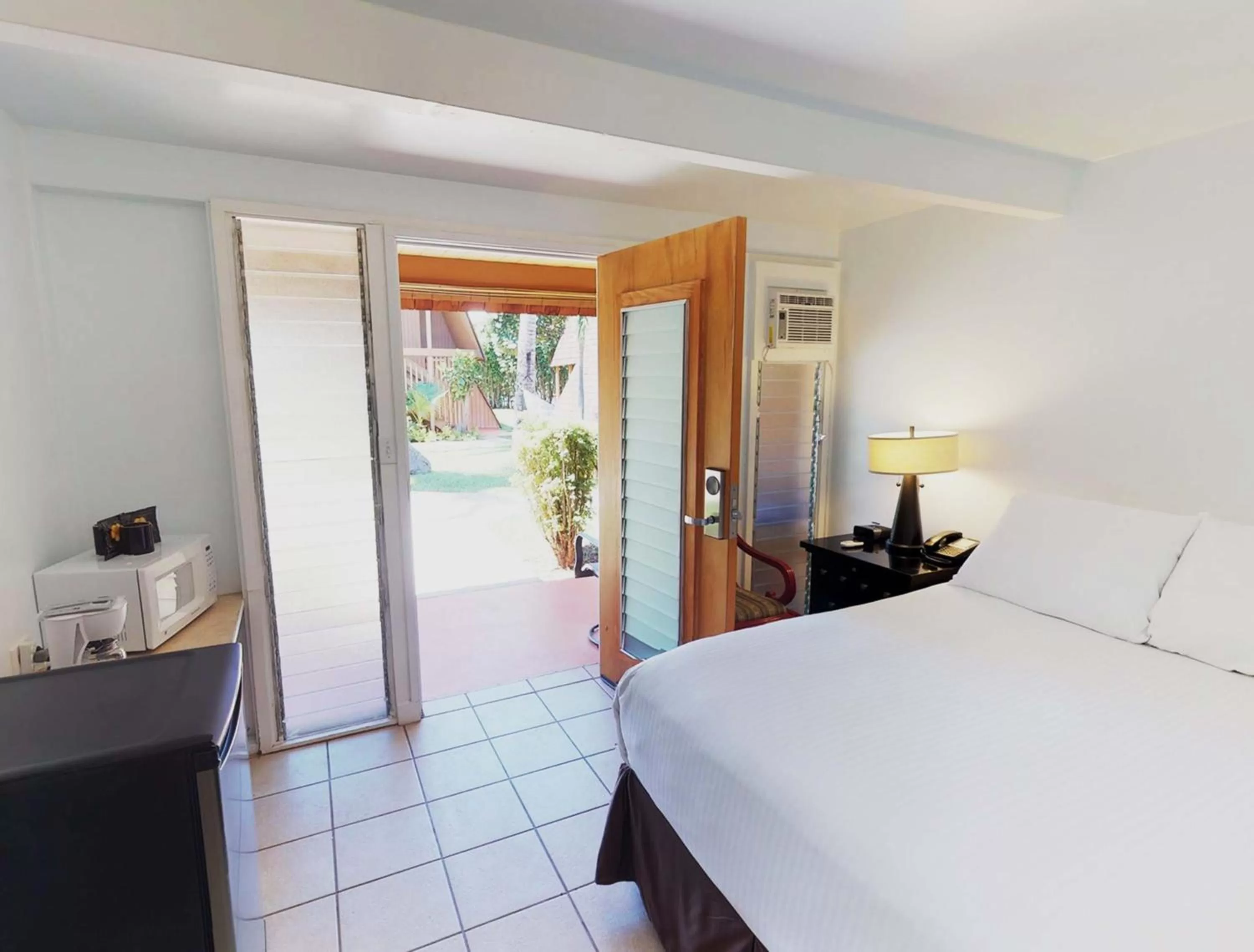 Bedroom, Bed in Hotel Moloka'i