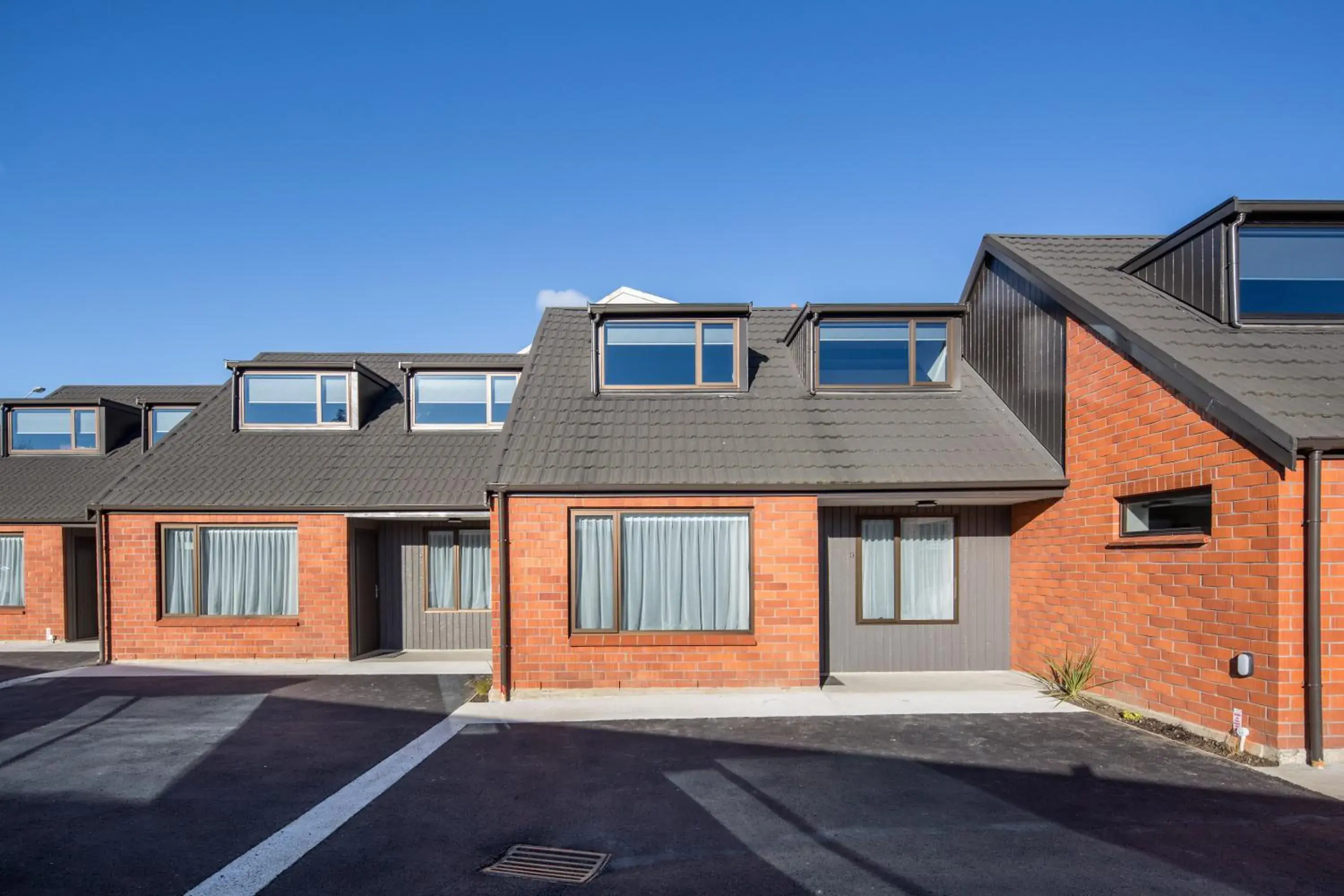 Property Building in Dunedin Motel and Villas