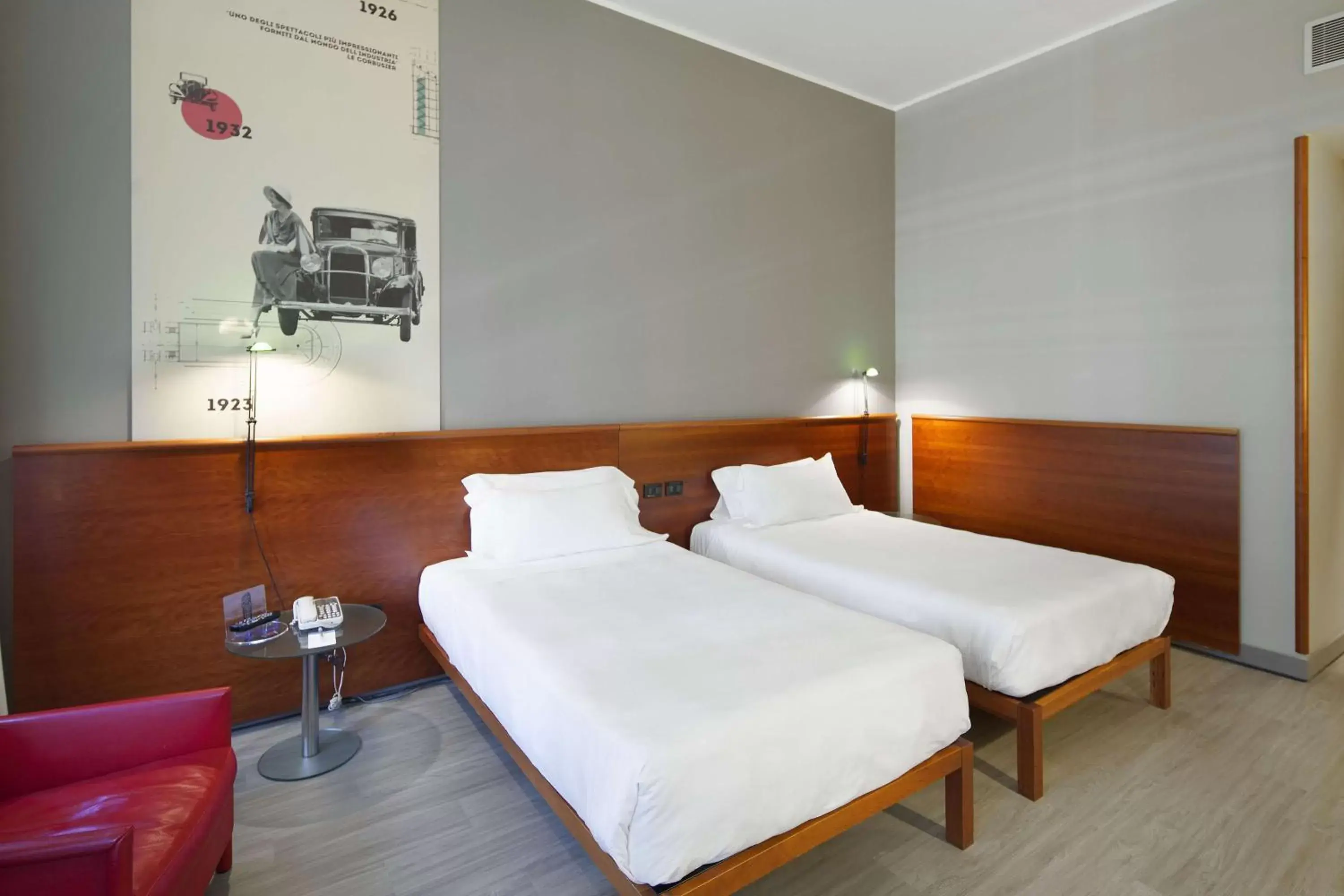 Bedroom, Bed in NH Torino Lingotto Congress