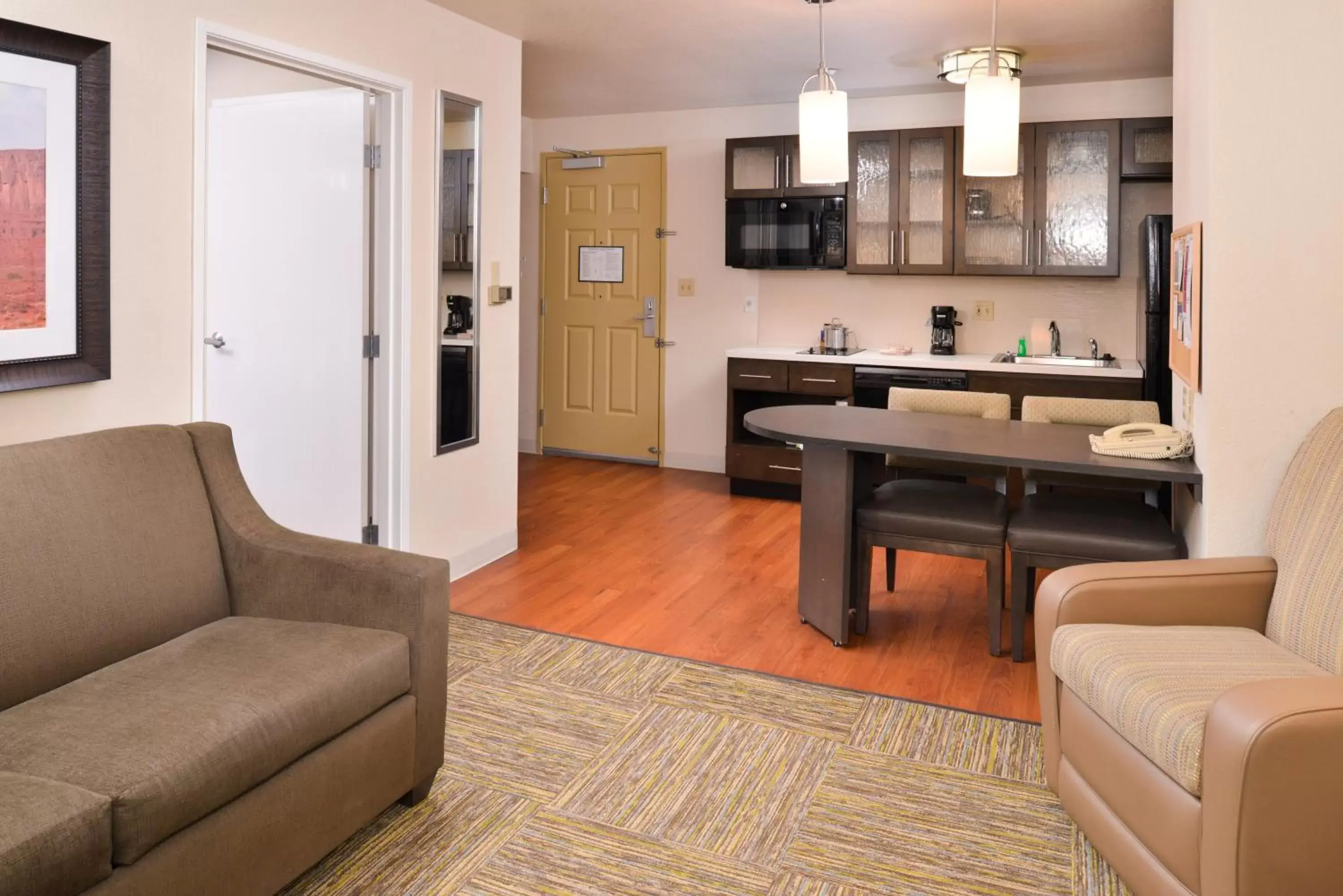 Photo of the whole room, Kitchen/Kitchenette in Candlewood Suites Austin-Round Rock, an IHG Hotel