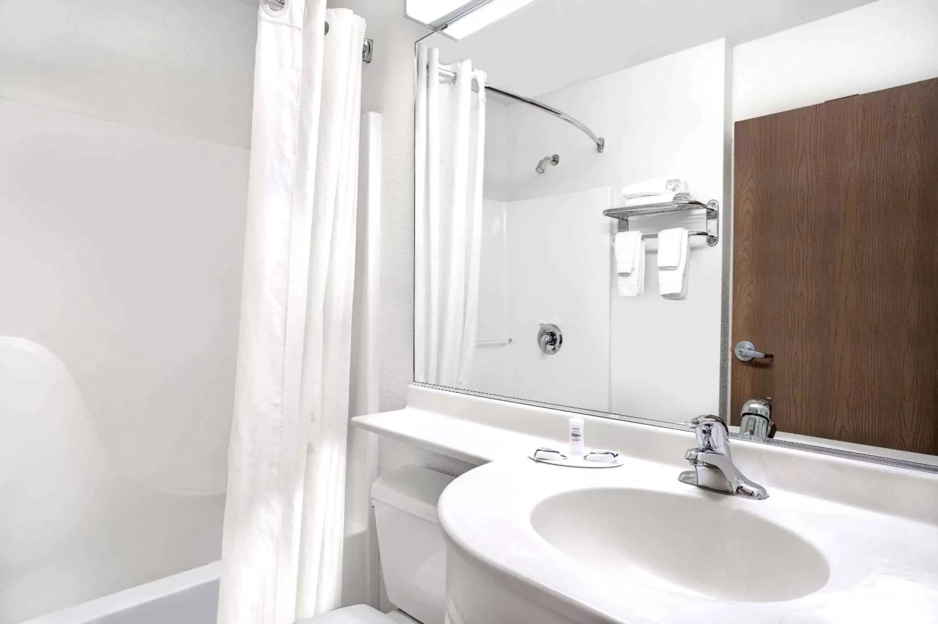 Bathroom in Microtel Inn & Suites by Wyndham Mankato