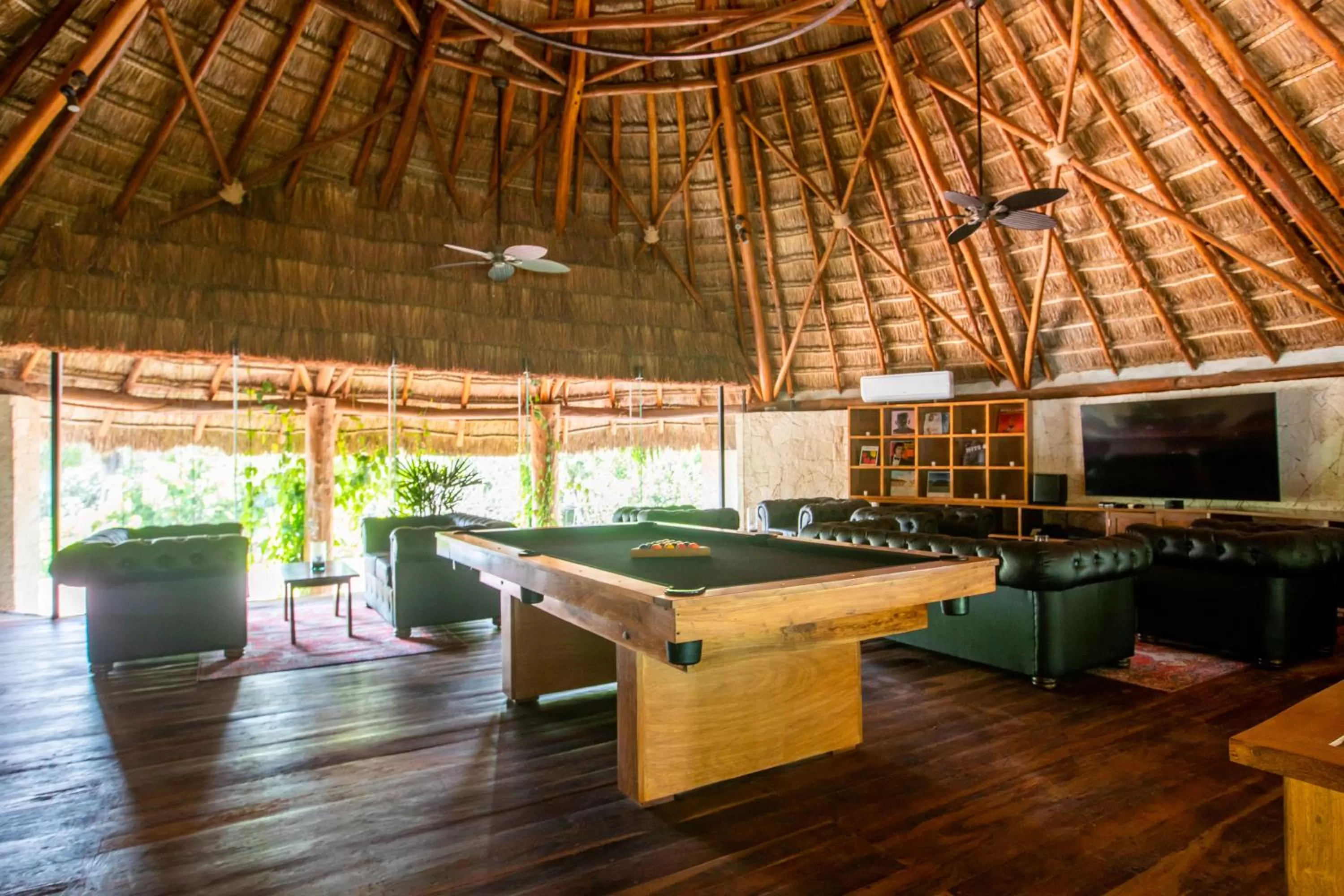 Billiard in Tago Tulum by G Hotels