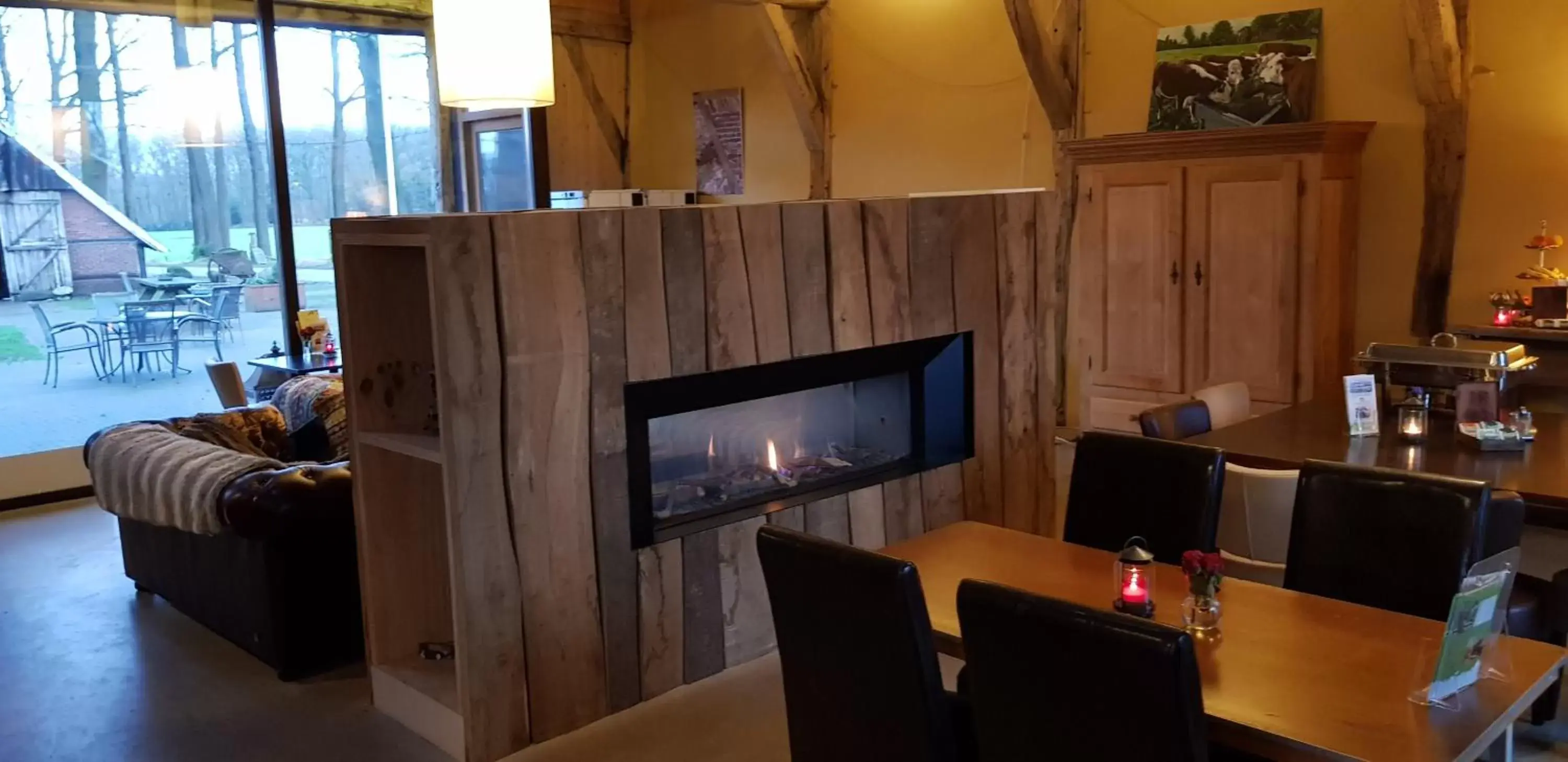 Restaurant/places to eat, TV/Entertainment Center in Hotel Restaurant Roerdinkhof