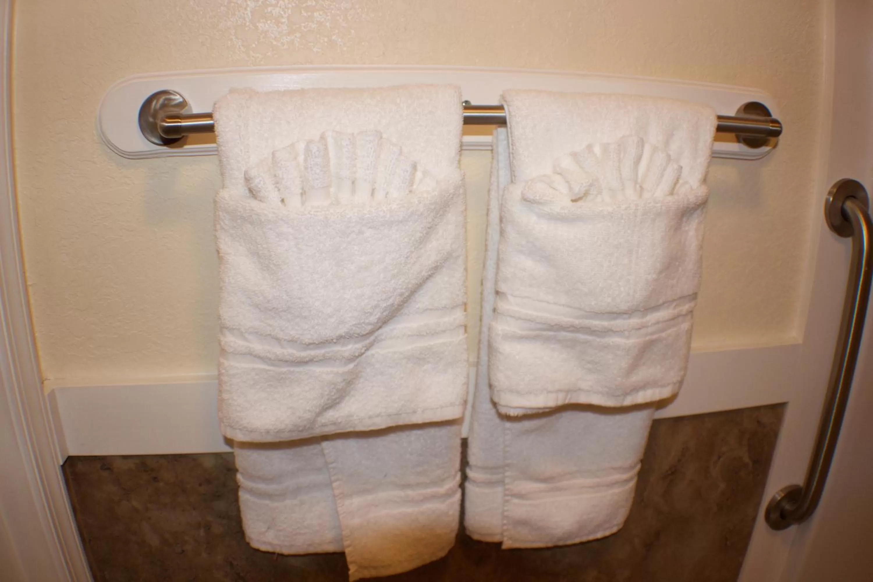 Bedroom in At Home Inn - Fort Pierce