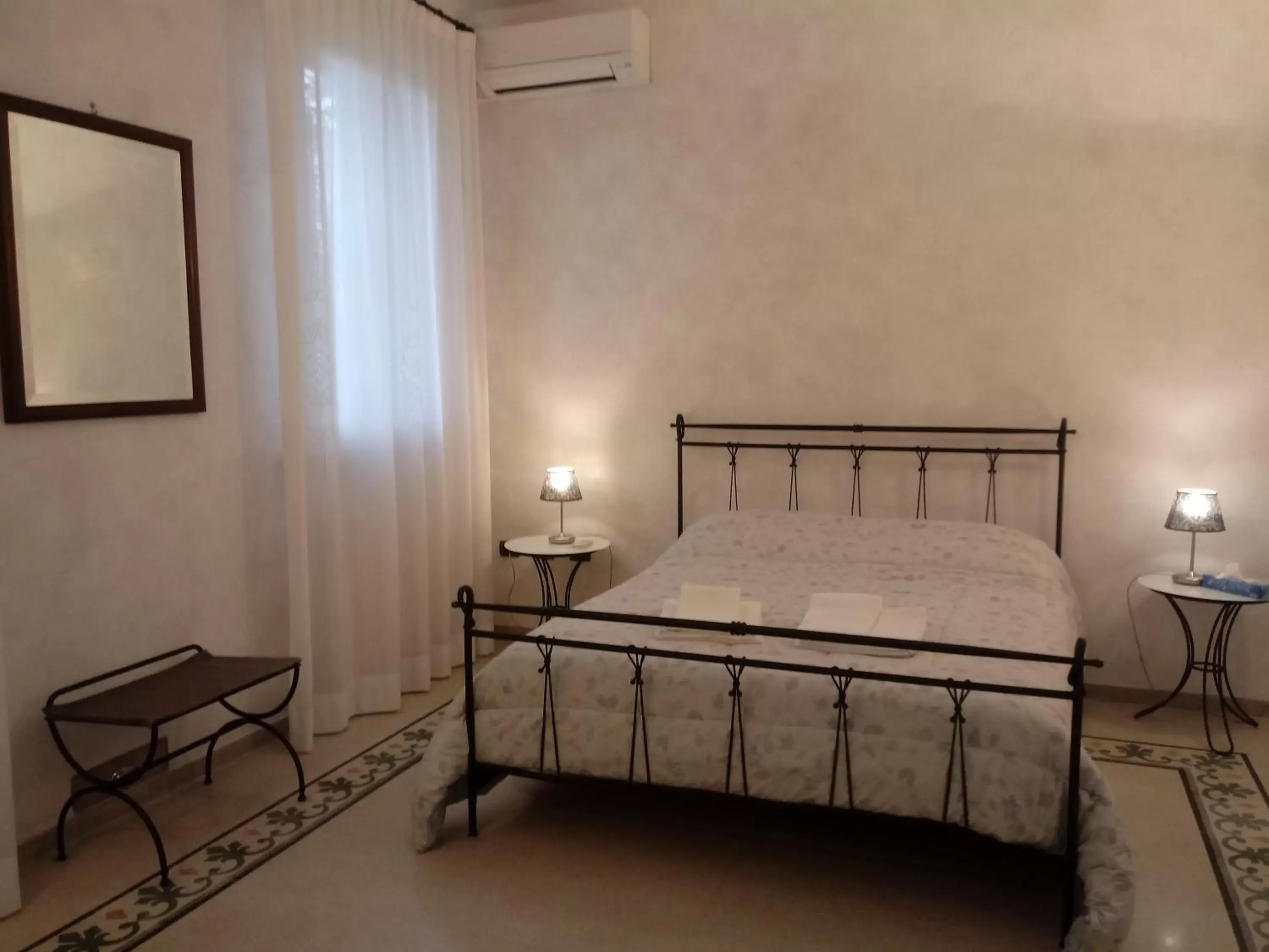 Photo of the whole room, Bed in B&B Residence il Ciliegio , Via Villa Superiore 93 Luzzara