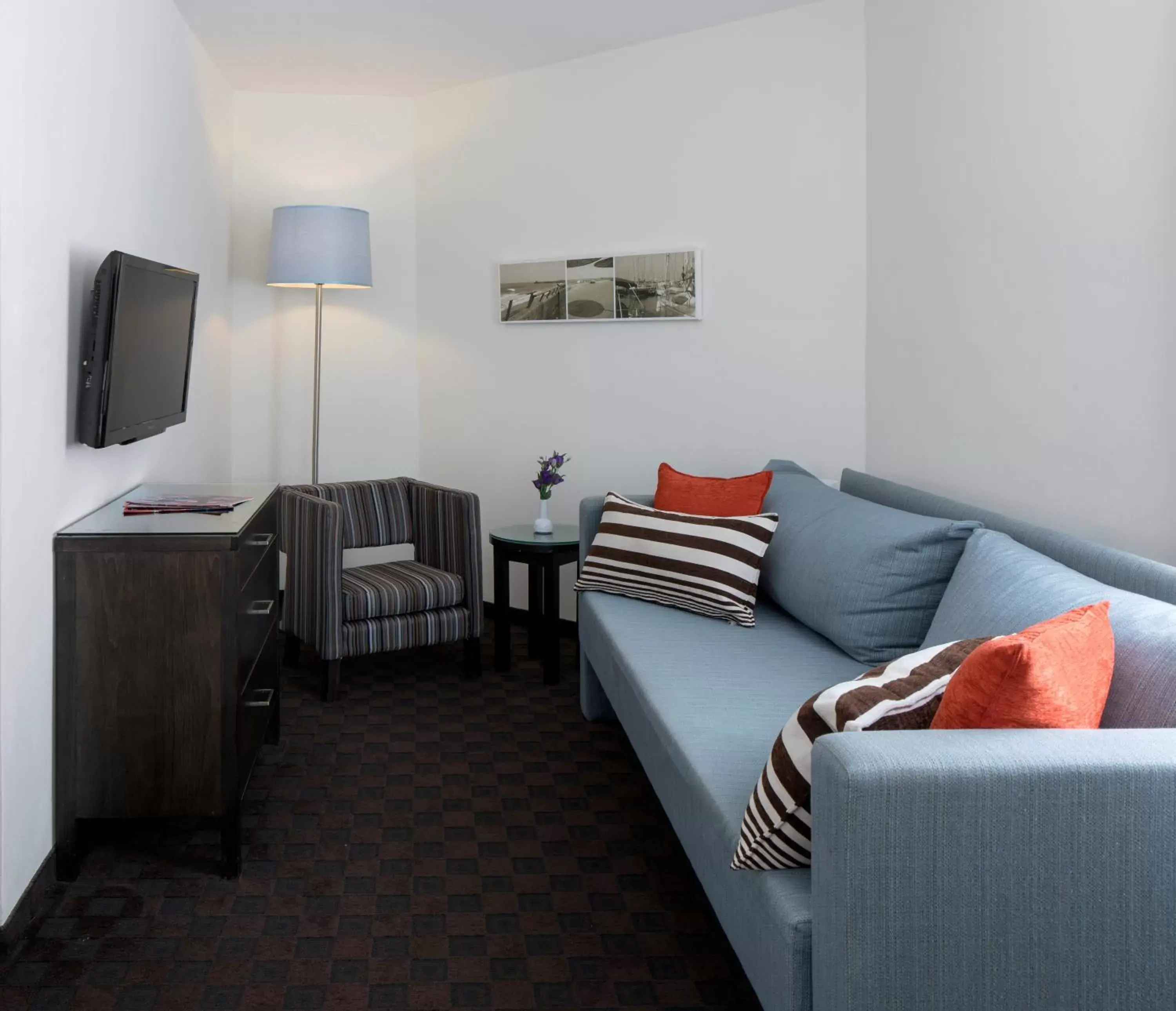 Living room, Seating Area in Metropolitan Hotel