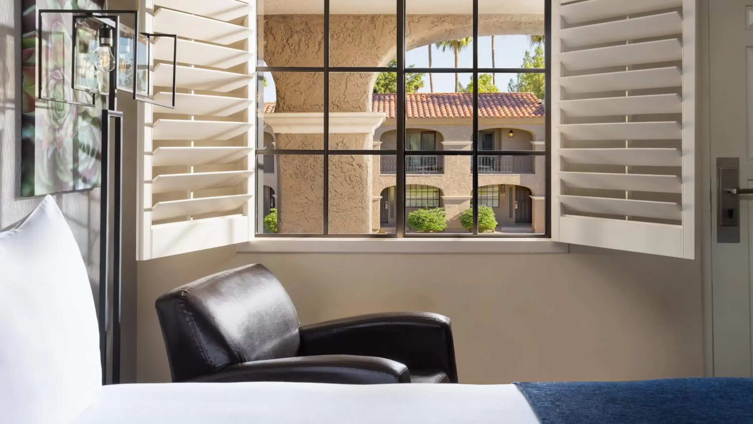 View (from property/room), Seating Area in The Scottsdale Plaza Resort & Villas