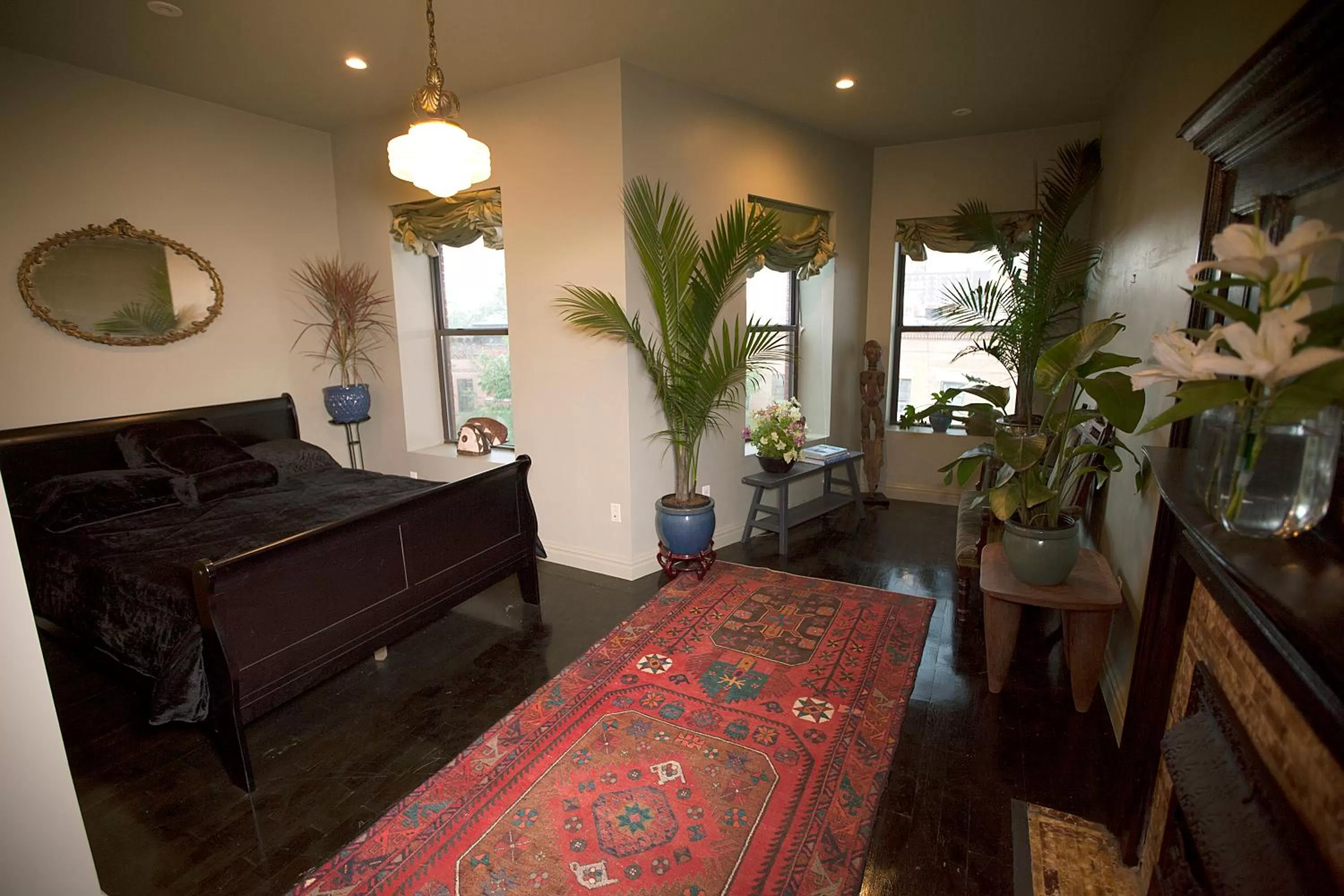 Bedroom in The Gallery House