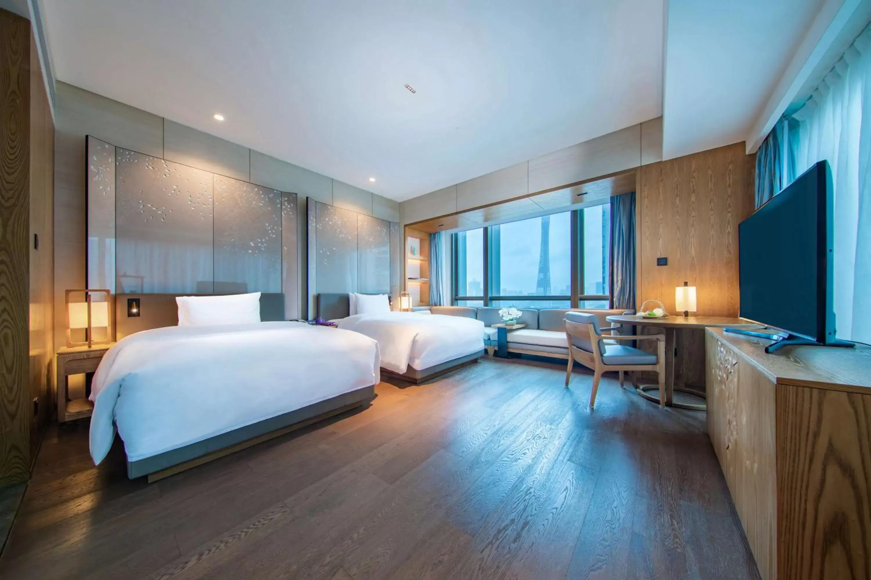 Bed in Conrad Guangzhou - Free shuttle between hotel and Exhibition Center during Canton Fair & Exhibitor registration Counter