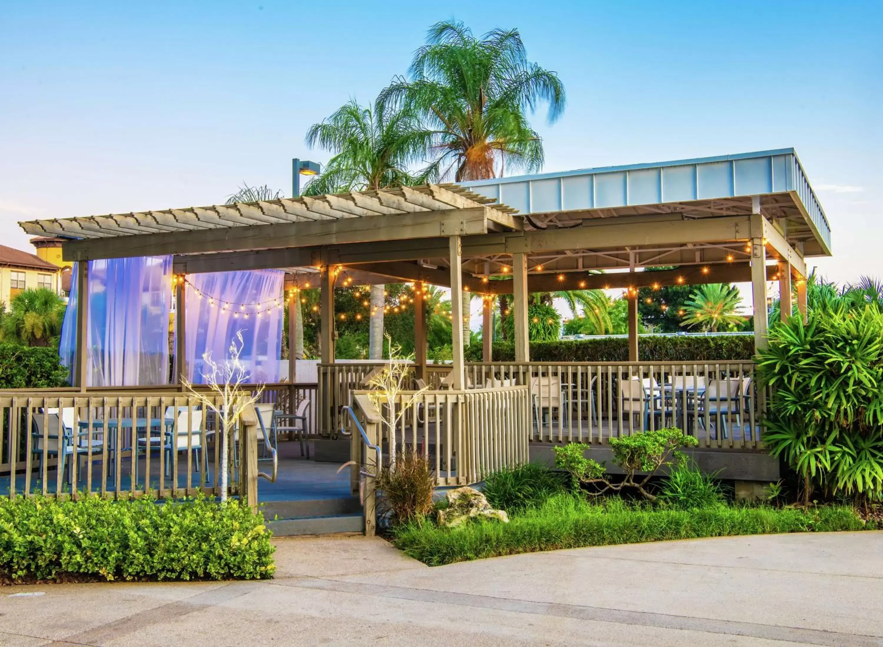 Patio in Hilton Tampa Airport Westshore