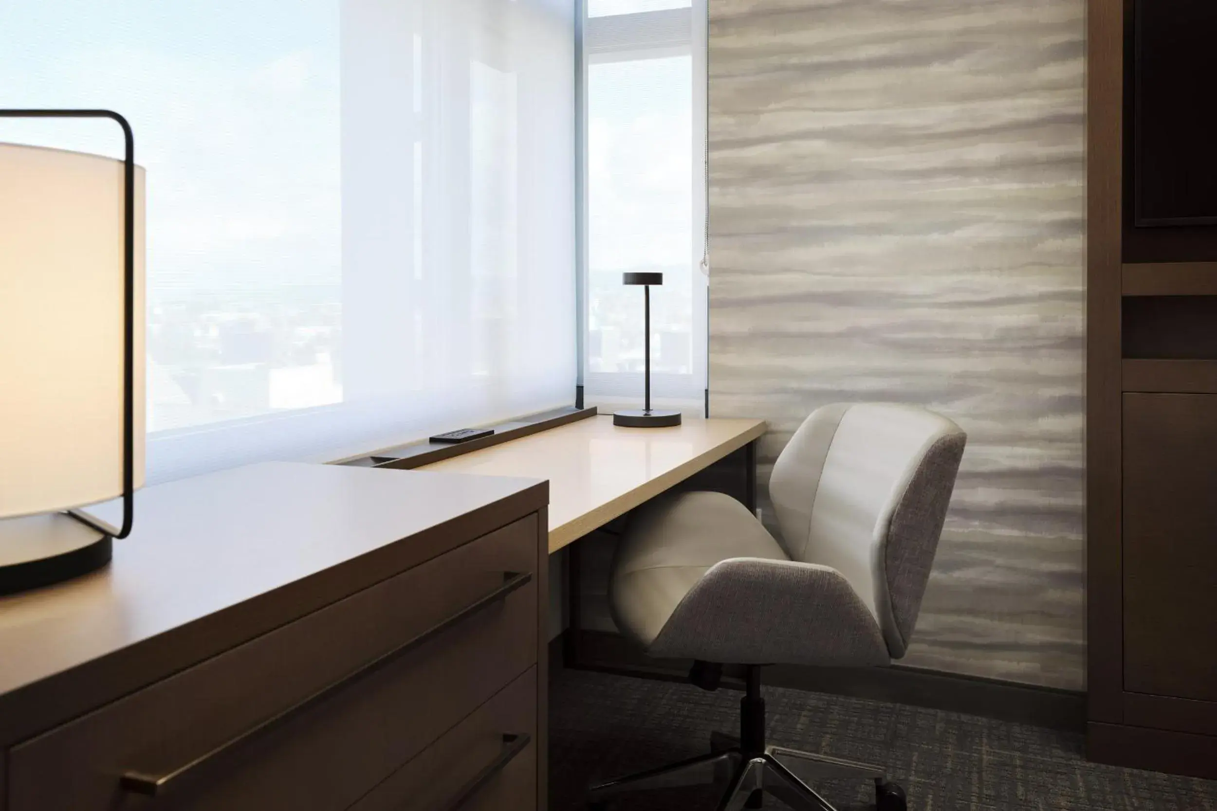 Bedroom, Seating Area in Residence Inn by Marriott Oakland Downtown