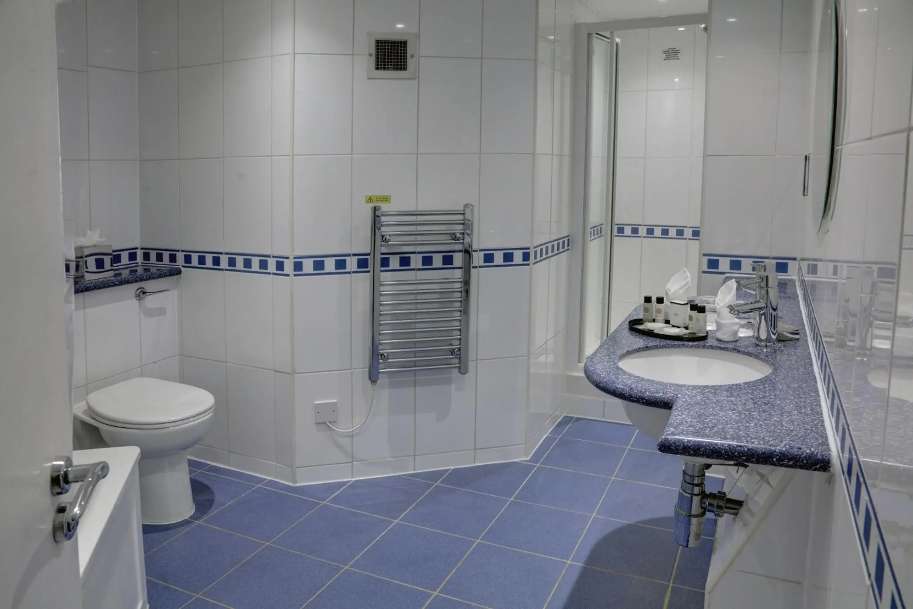 Bathroom in Corus Hyde Park Hotel