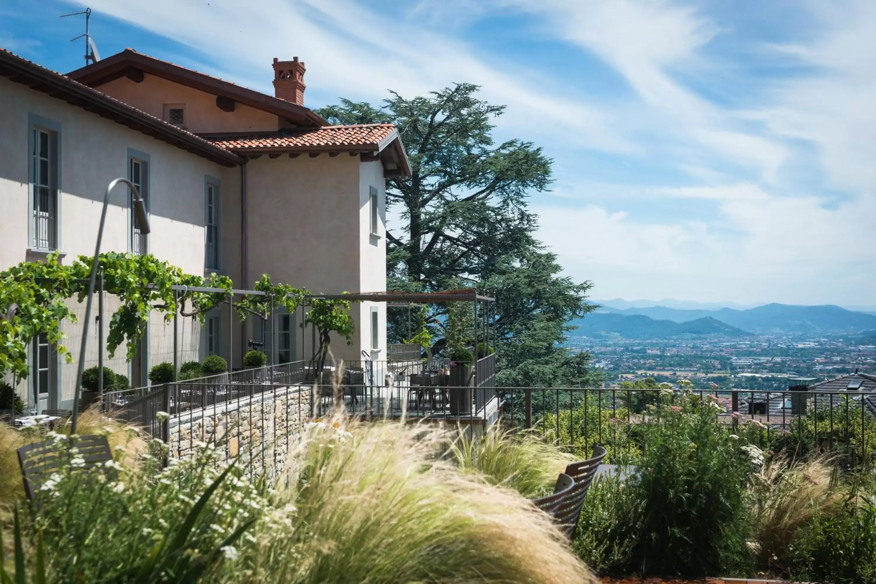 Garden, Property Building in Relais San Vigilio al Castello